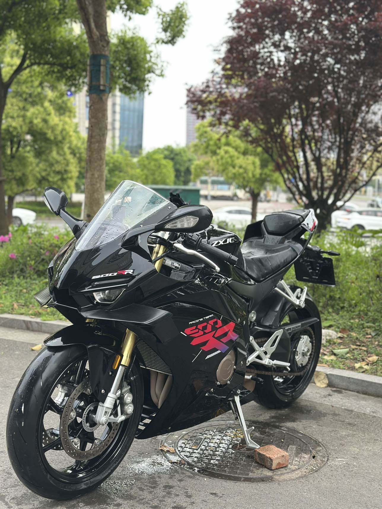 张雪机车 500RR