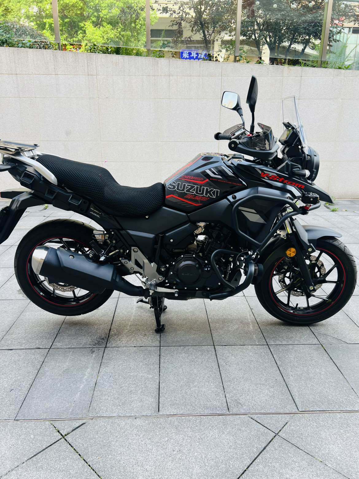 豪爵铃木 DL250