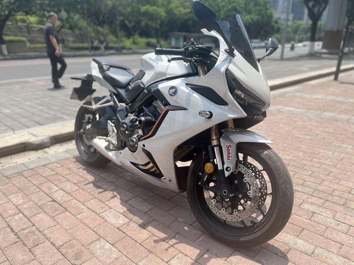 本田DREAMWING CBR650R