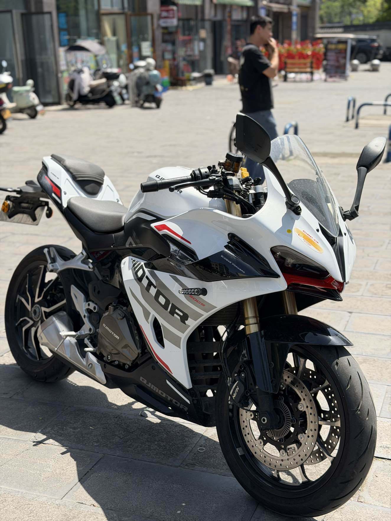 QJMOTOR 赛450