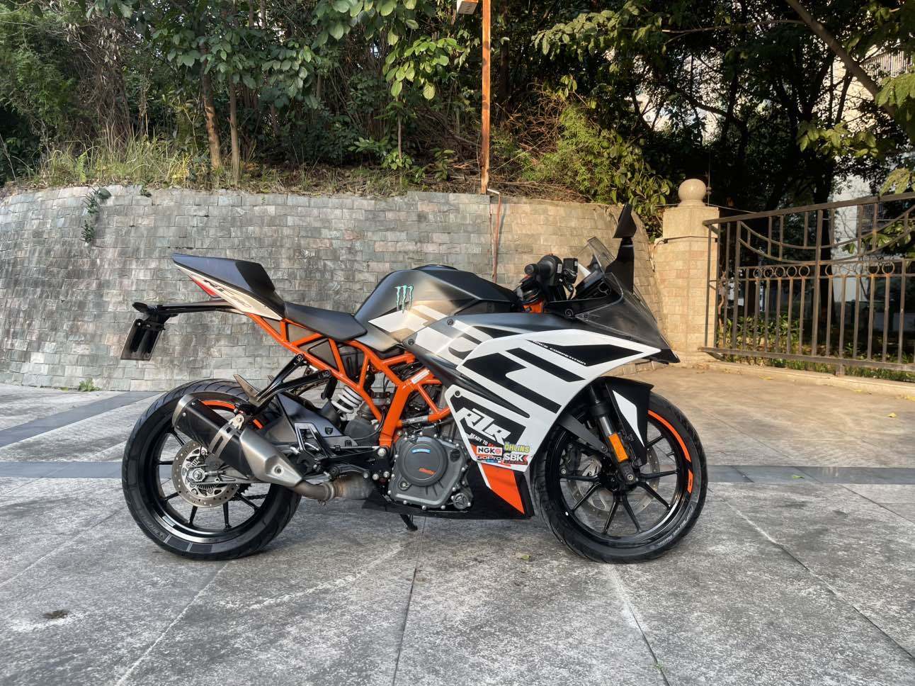 KTMR2R RC 390 
