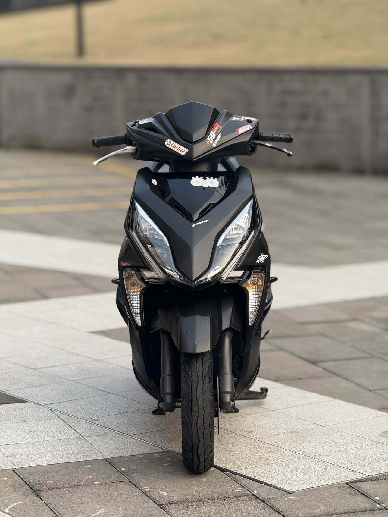 新大洲本田 裂行 RX125Fi