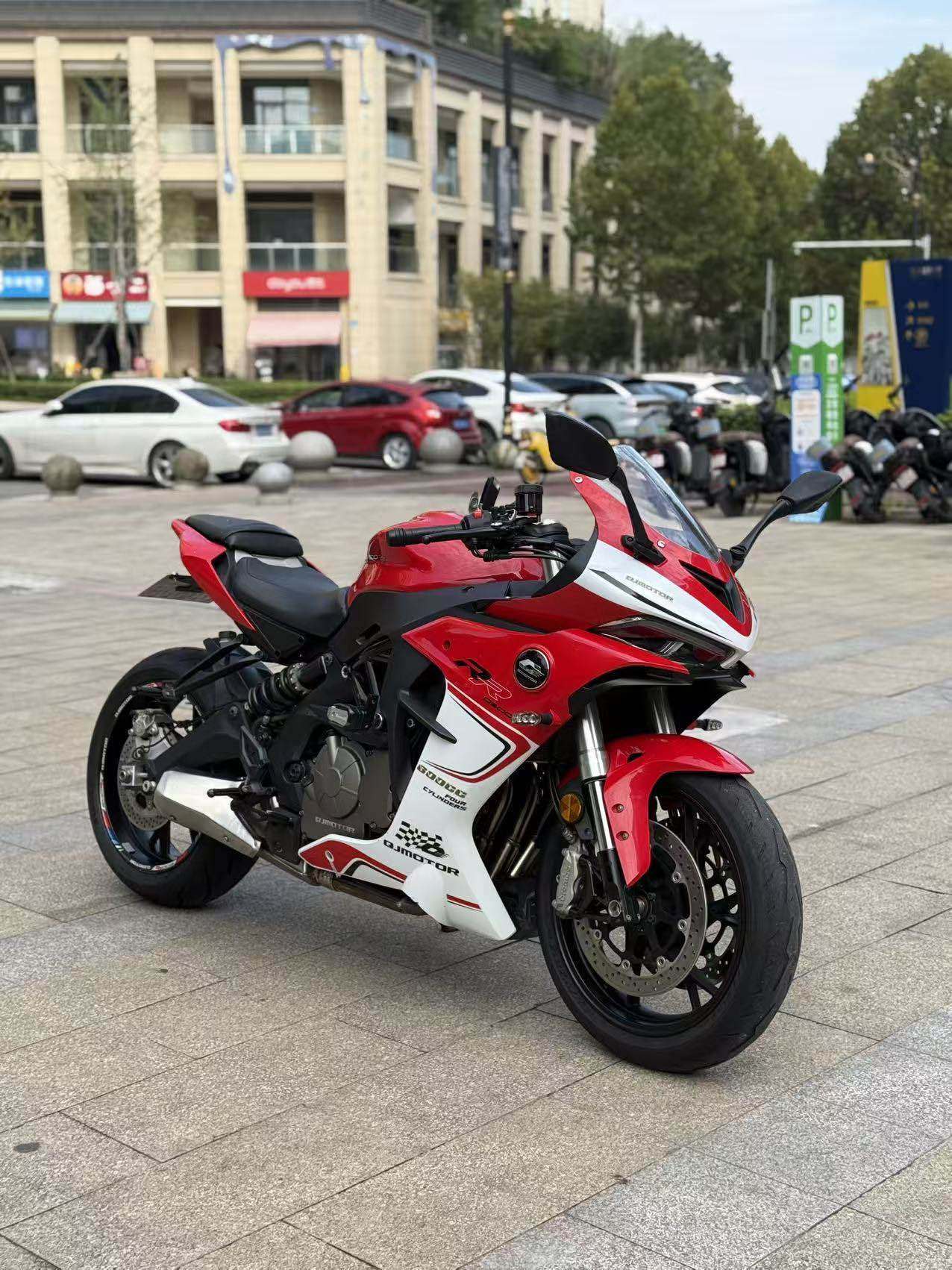 QJMOTOR 赛600