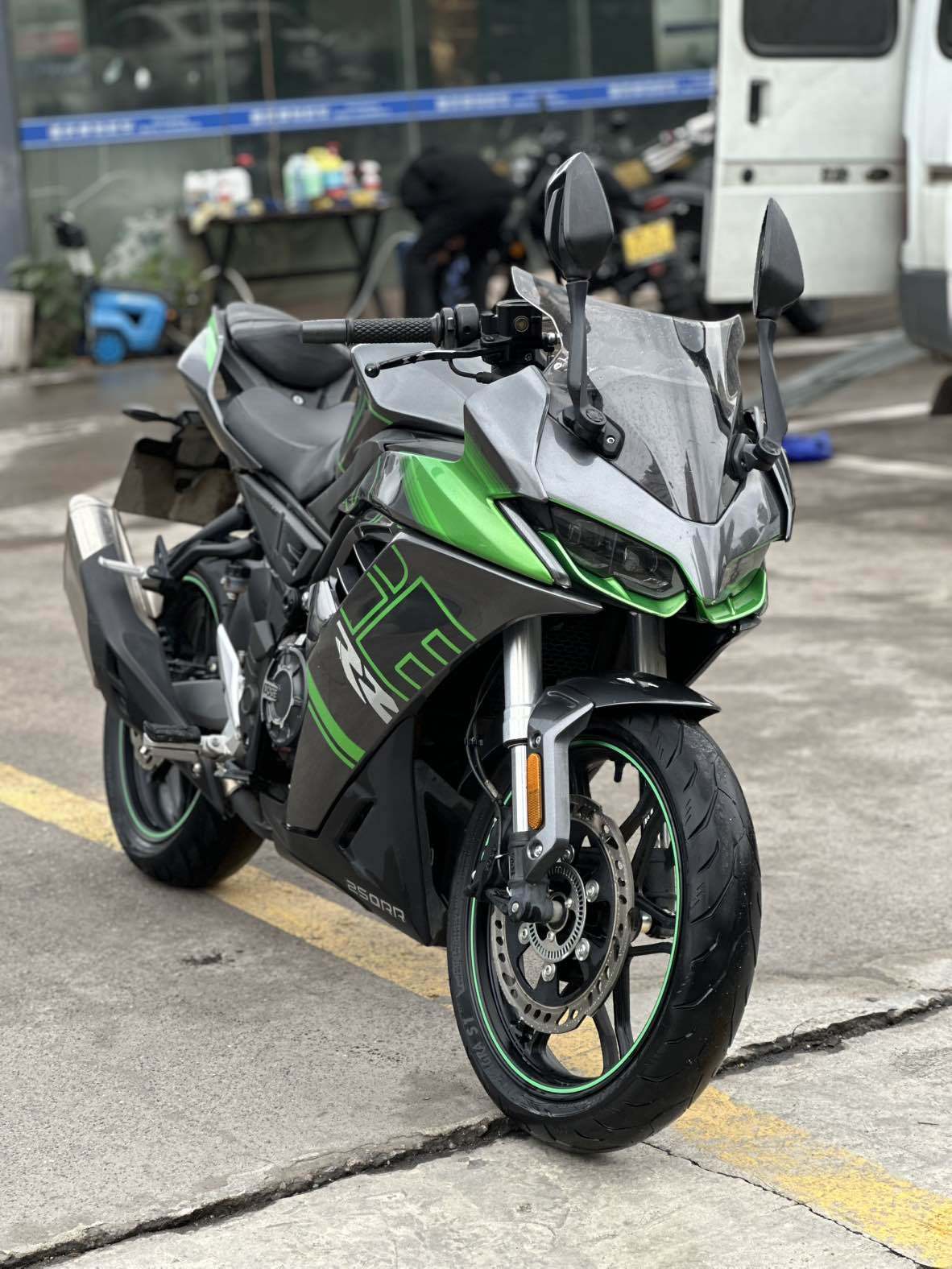 无极 250RR