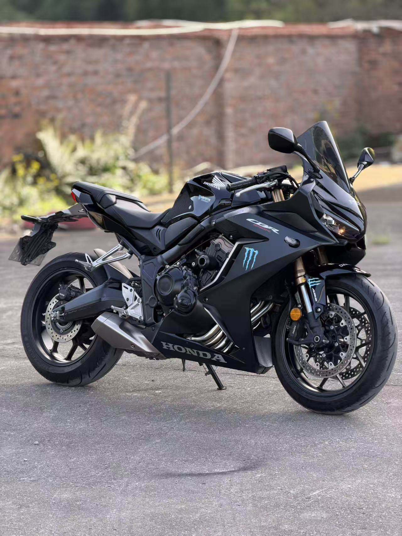 本田DREAMWING CBR650R