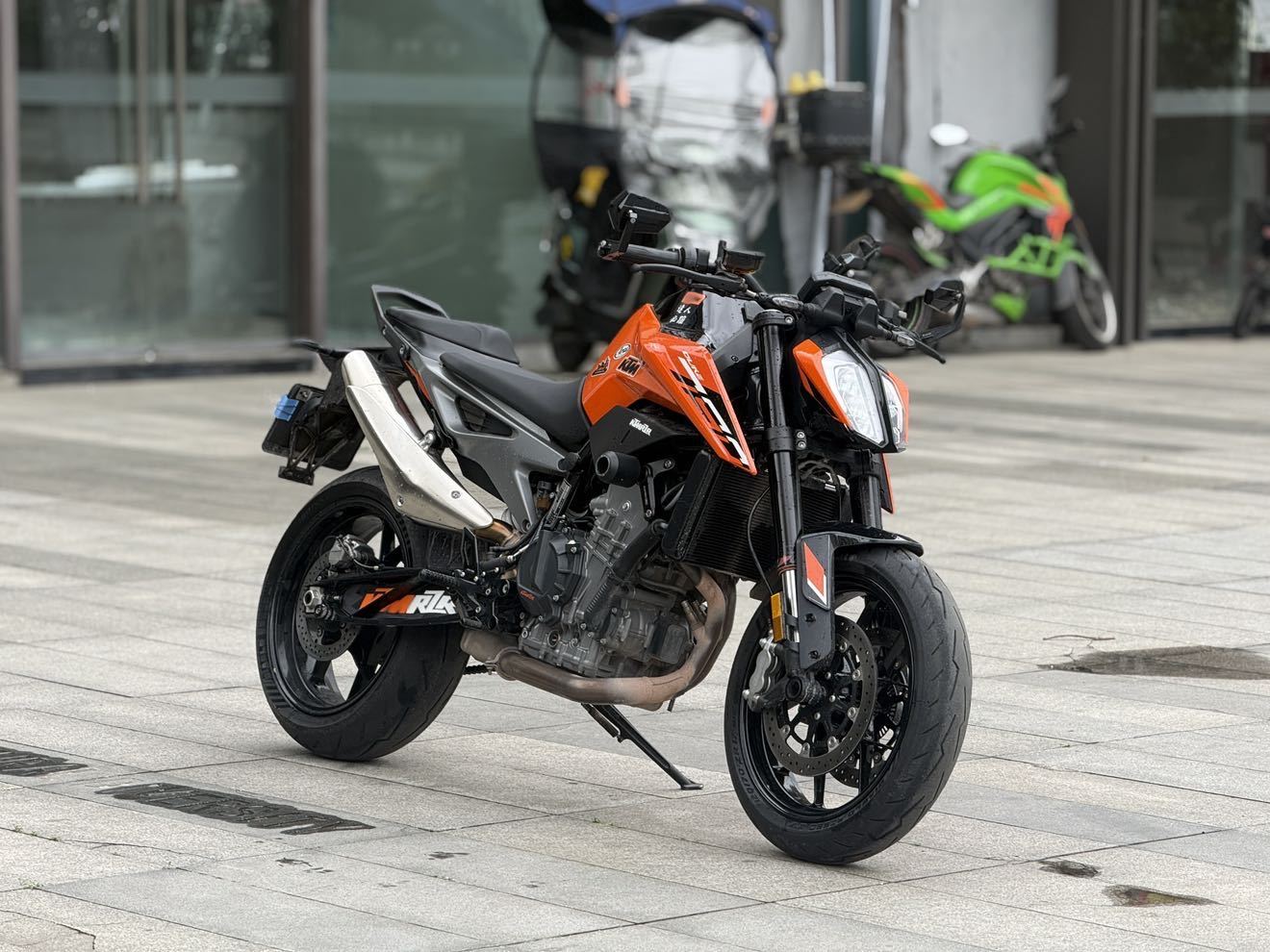 KTMR2R 790 Duke