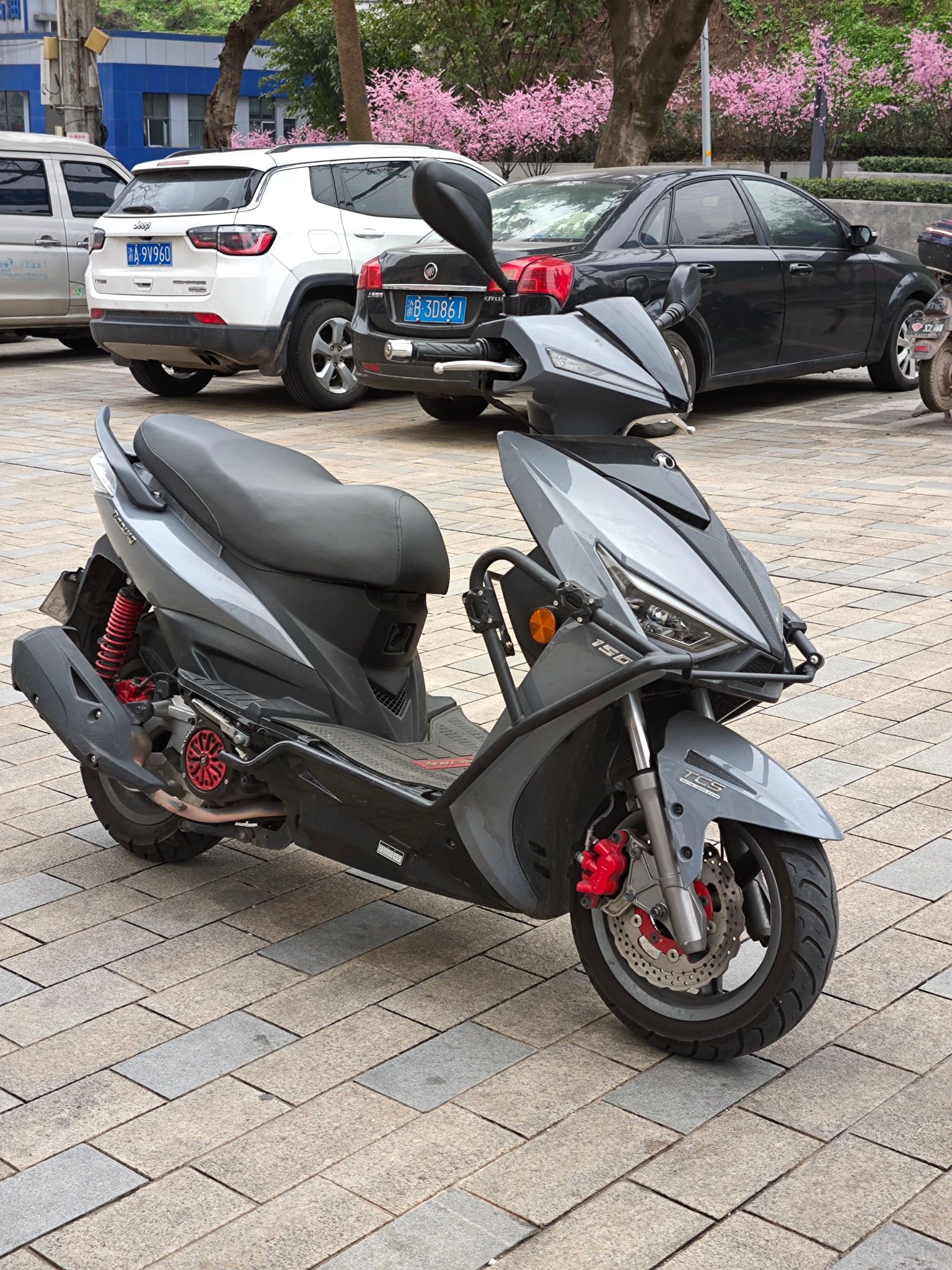 光阳 弯道150