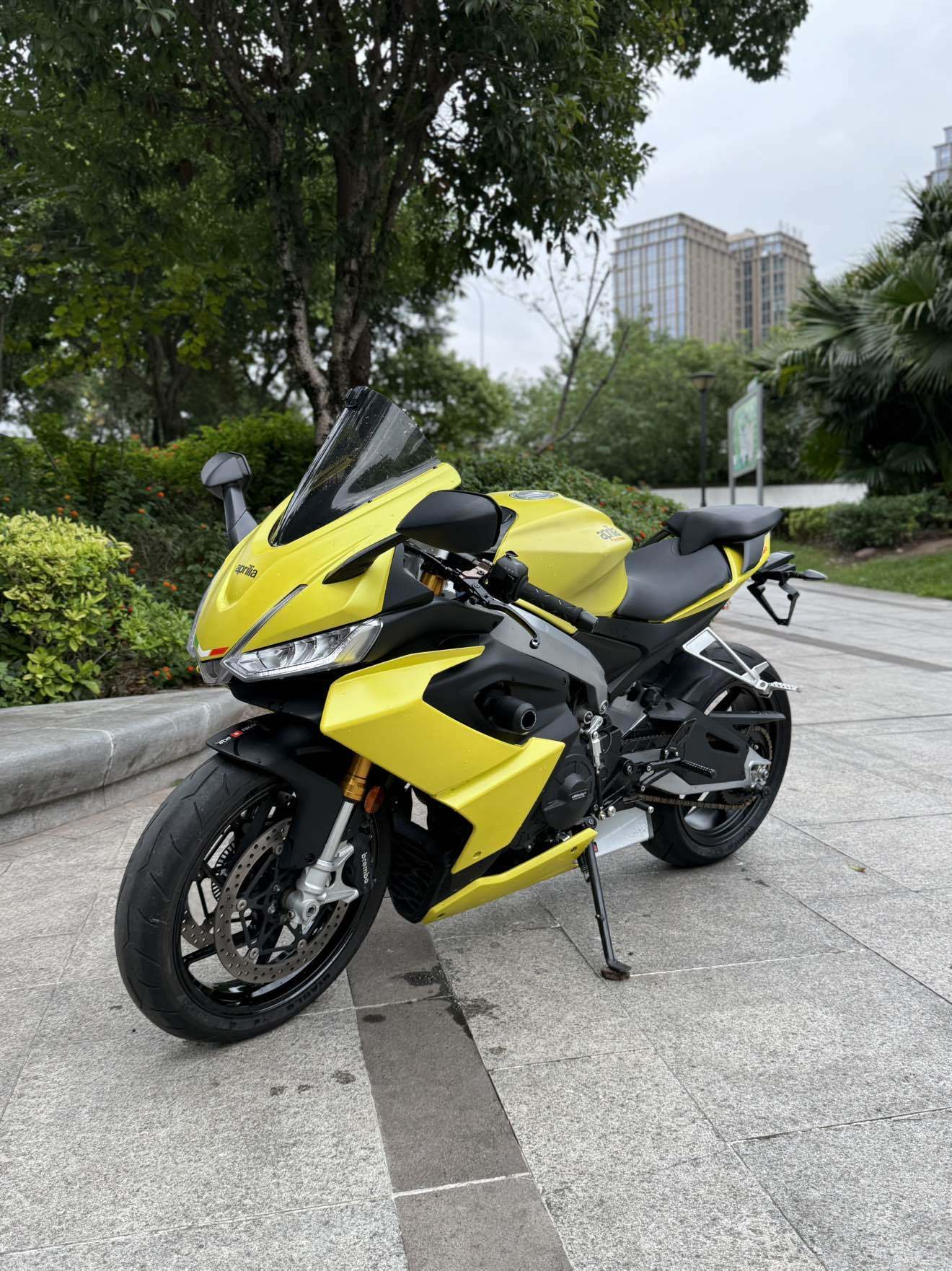 阿普利亚 RS 660 