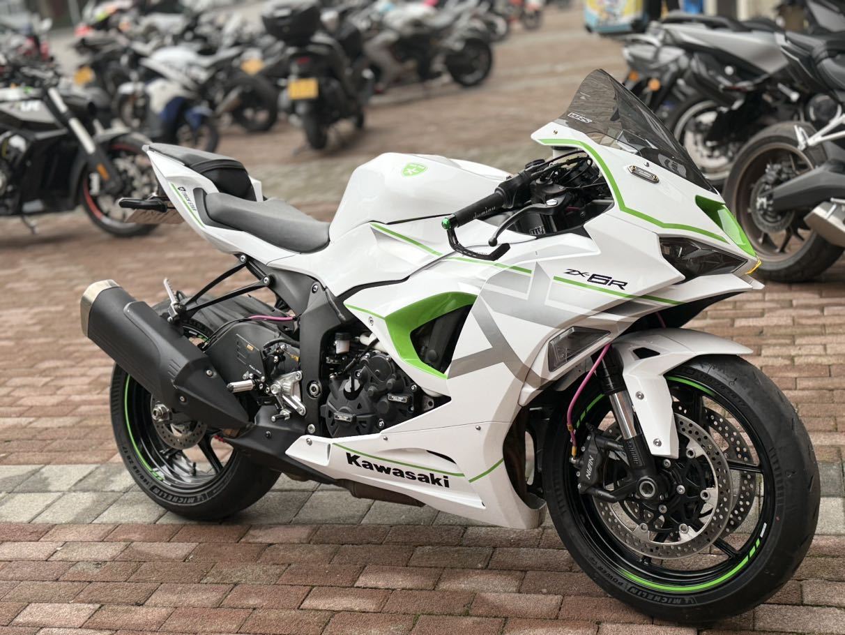 川崎 Ninja ZX-6R 