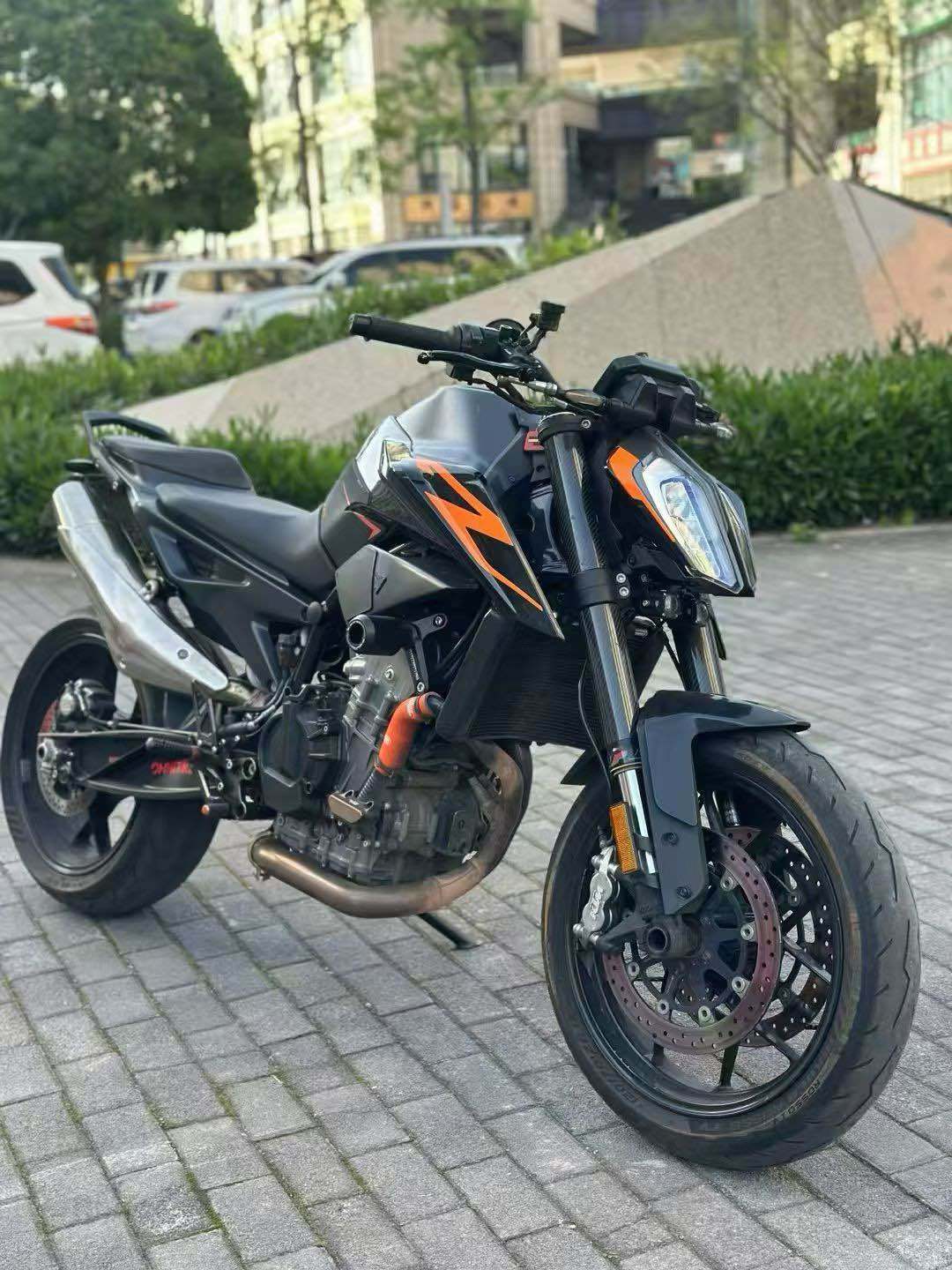 KTMR2R 790 Duke