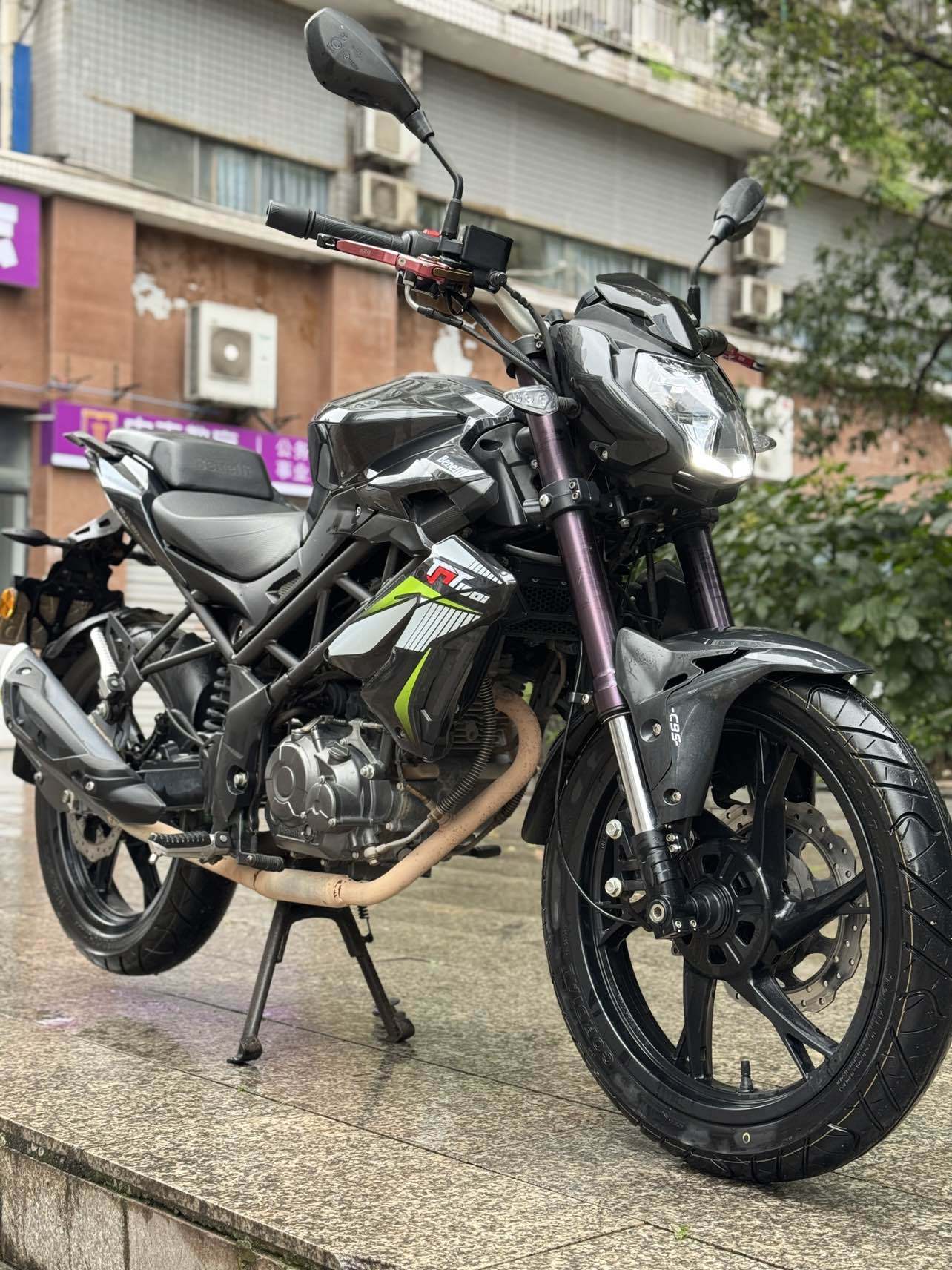 贝纳利 红宝龙 TNT 150i