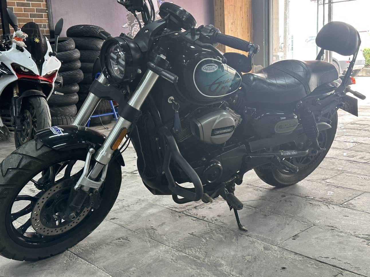骁胜HYOSUNG GV300S