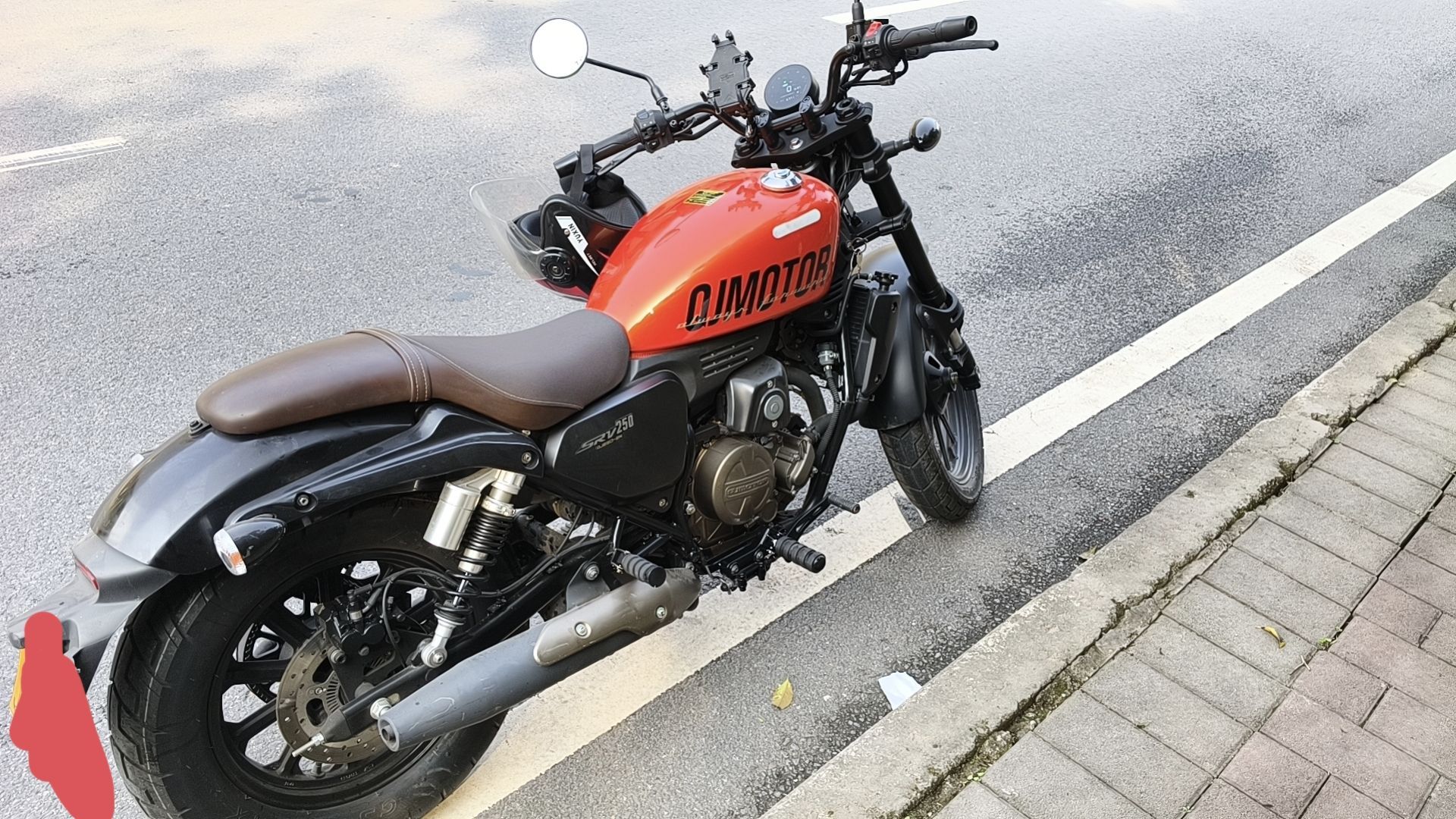 QJMOTOR 闪250