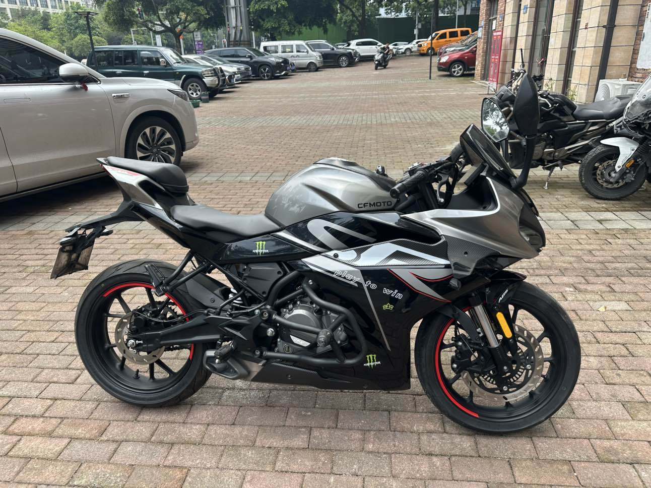 春风 250SR