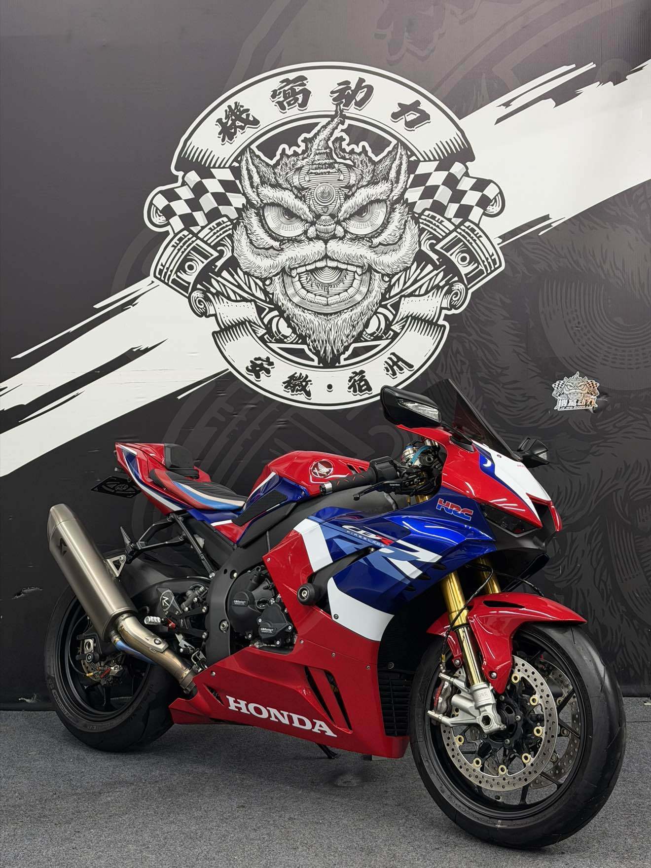 本田DREAMWING CBR 1000 RR-R