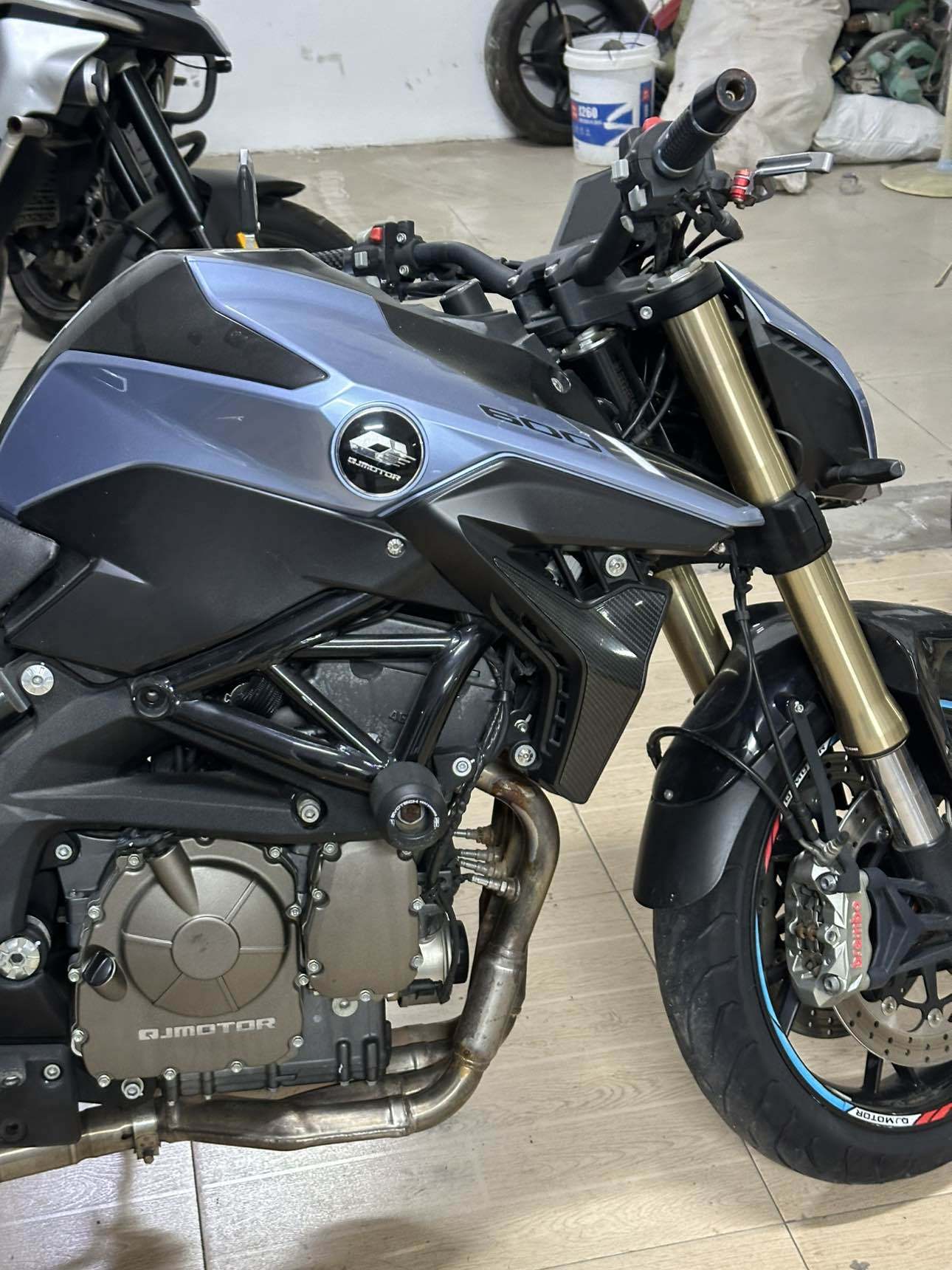QJMOTOR 追600