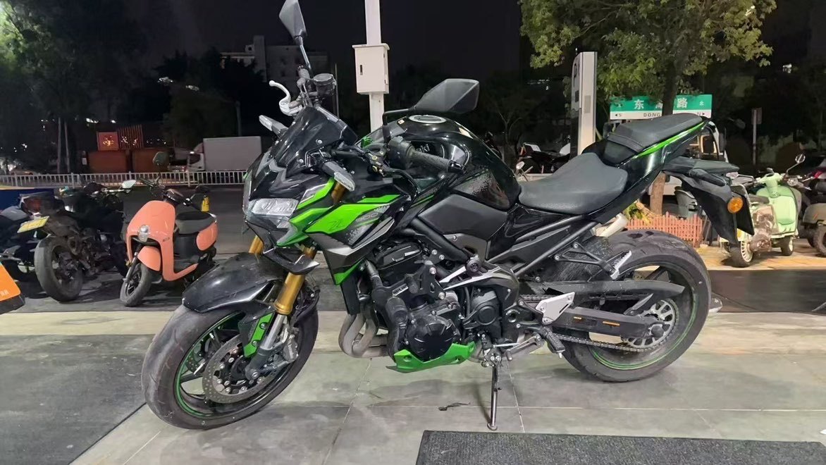 川崎 Z900