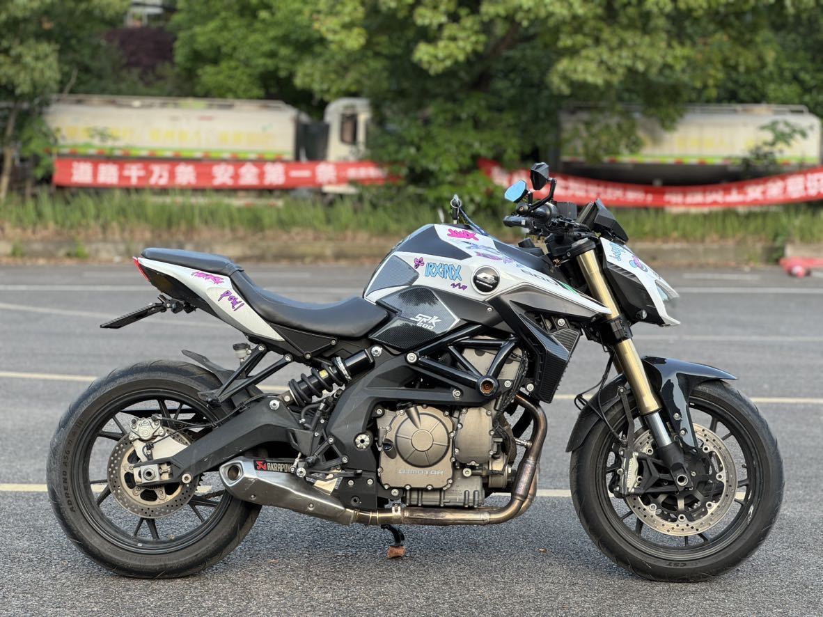 QJMOTOR 追600