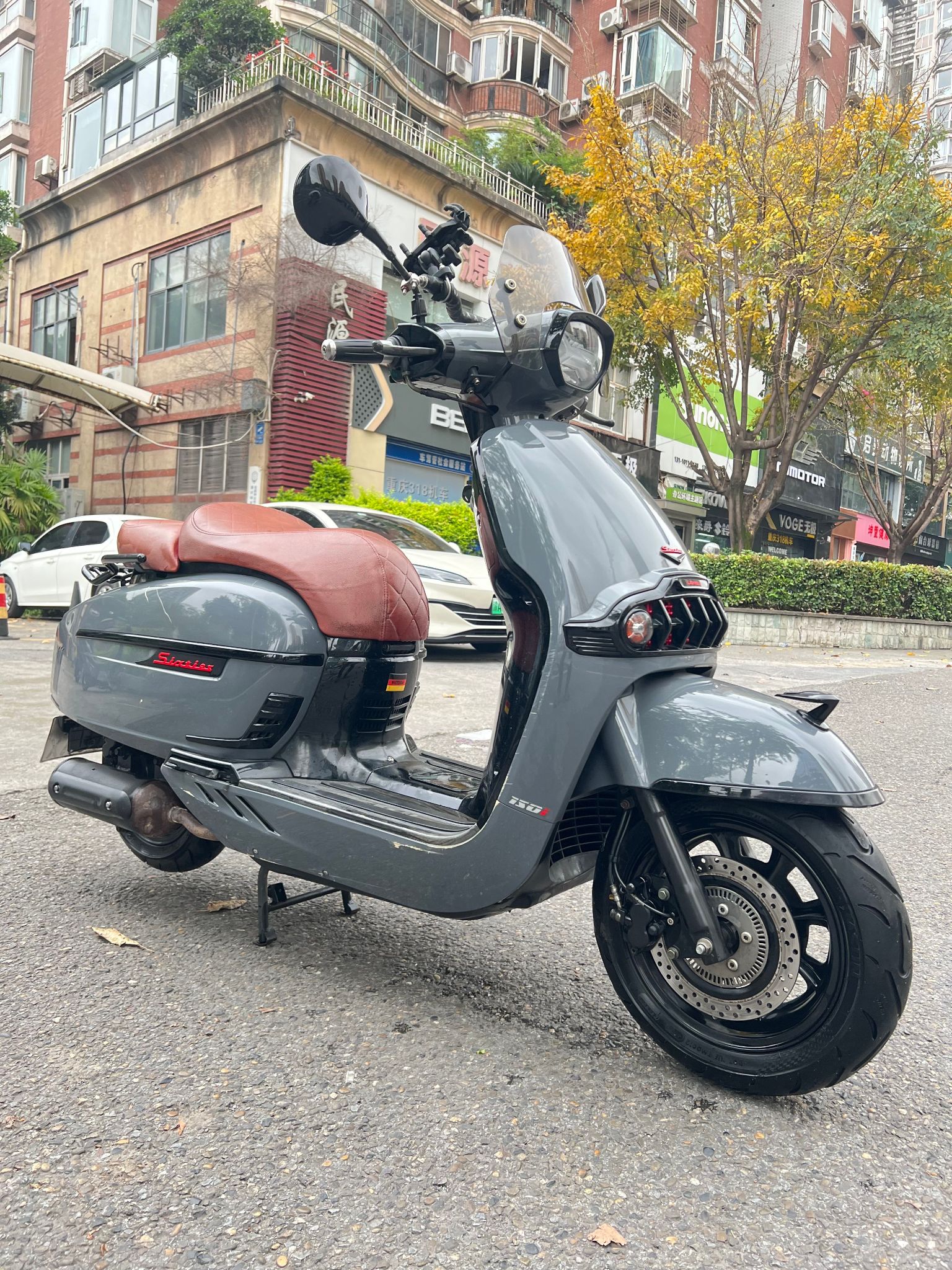 维多利亚 Sixties 150i