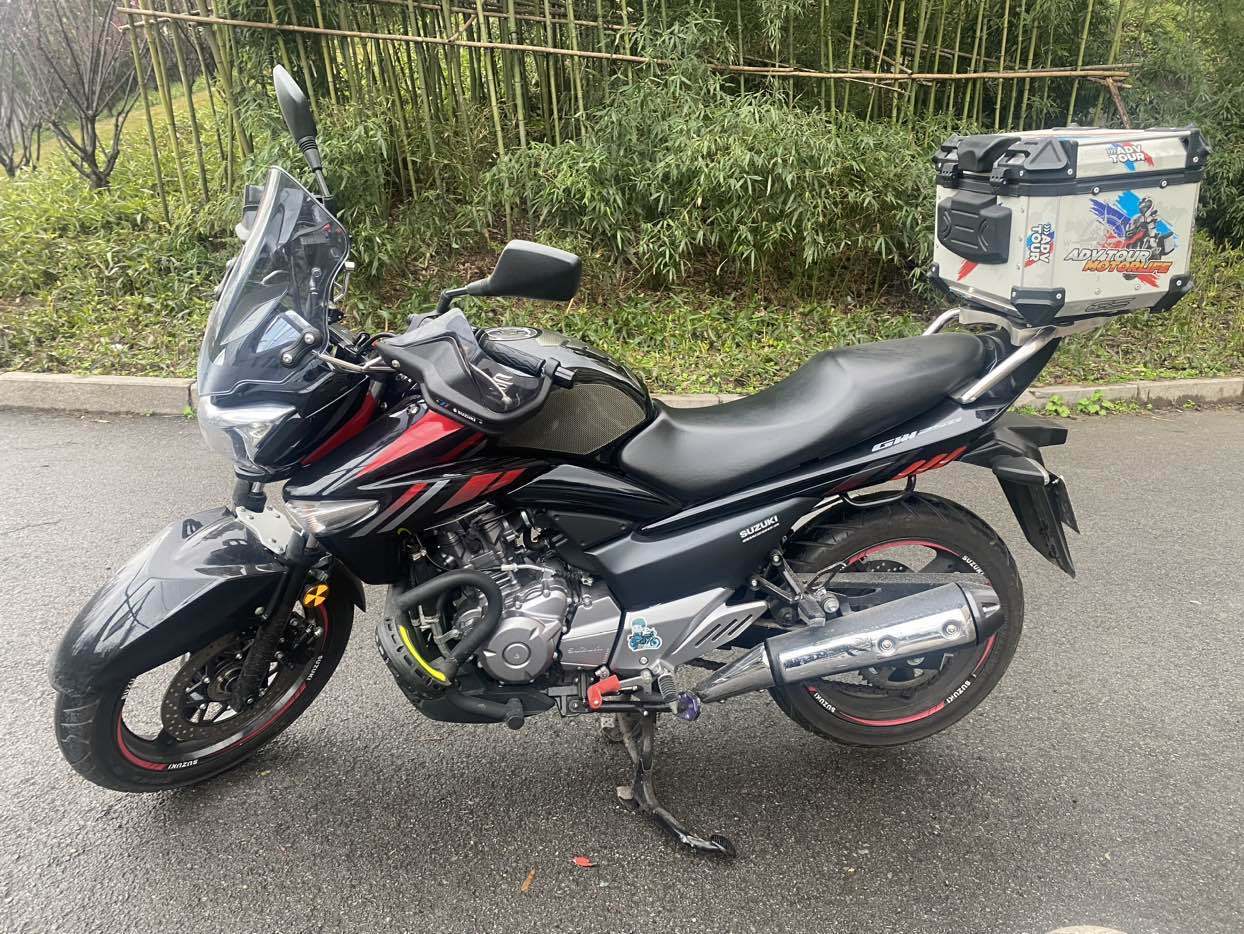 豪爵铃木 骊驰 GW250