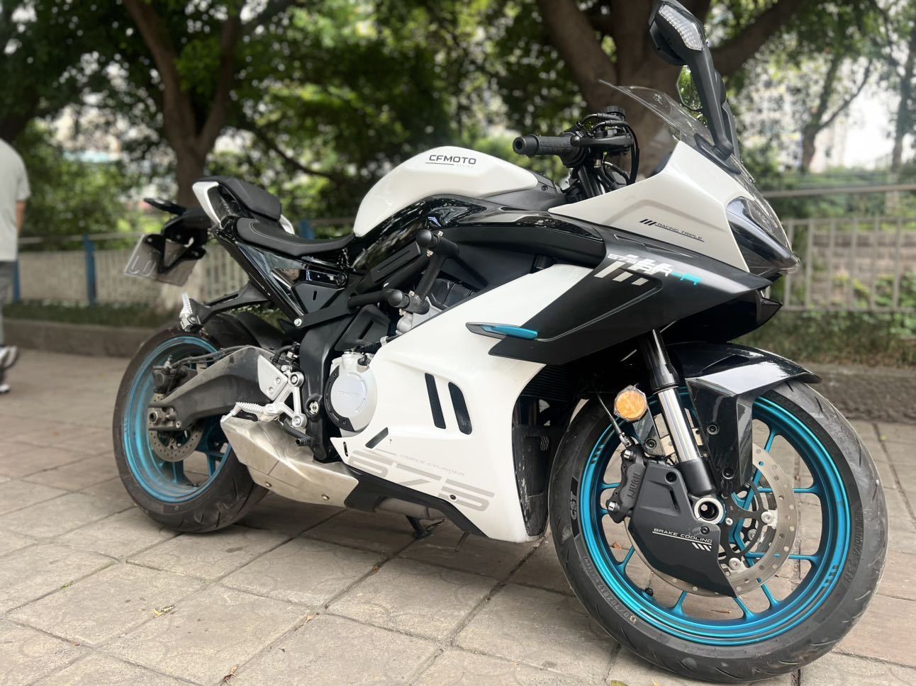 春风 675SR