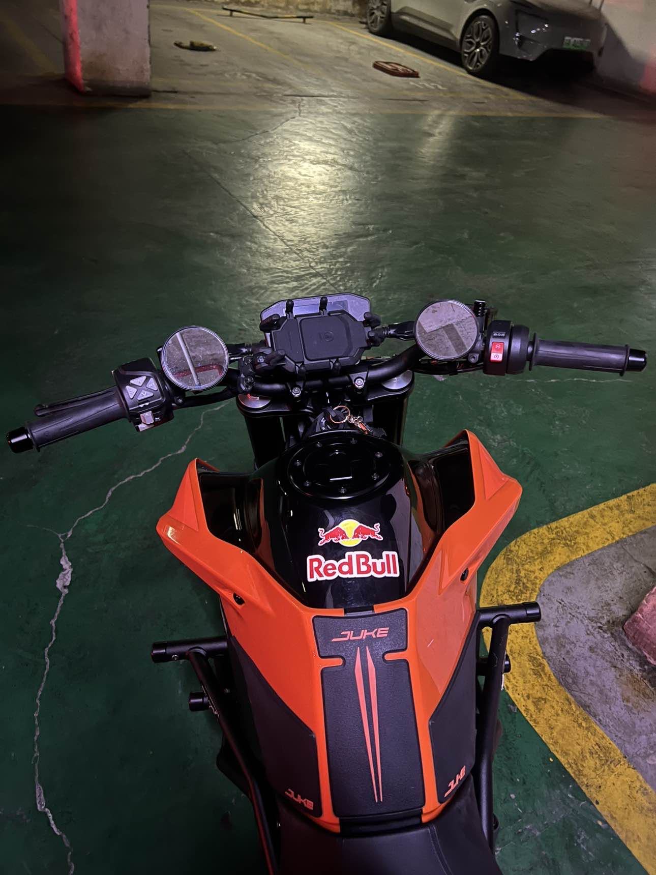 KTMR2R 790 Duke