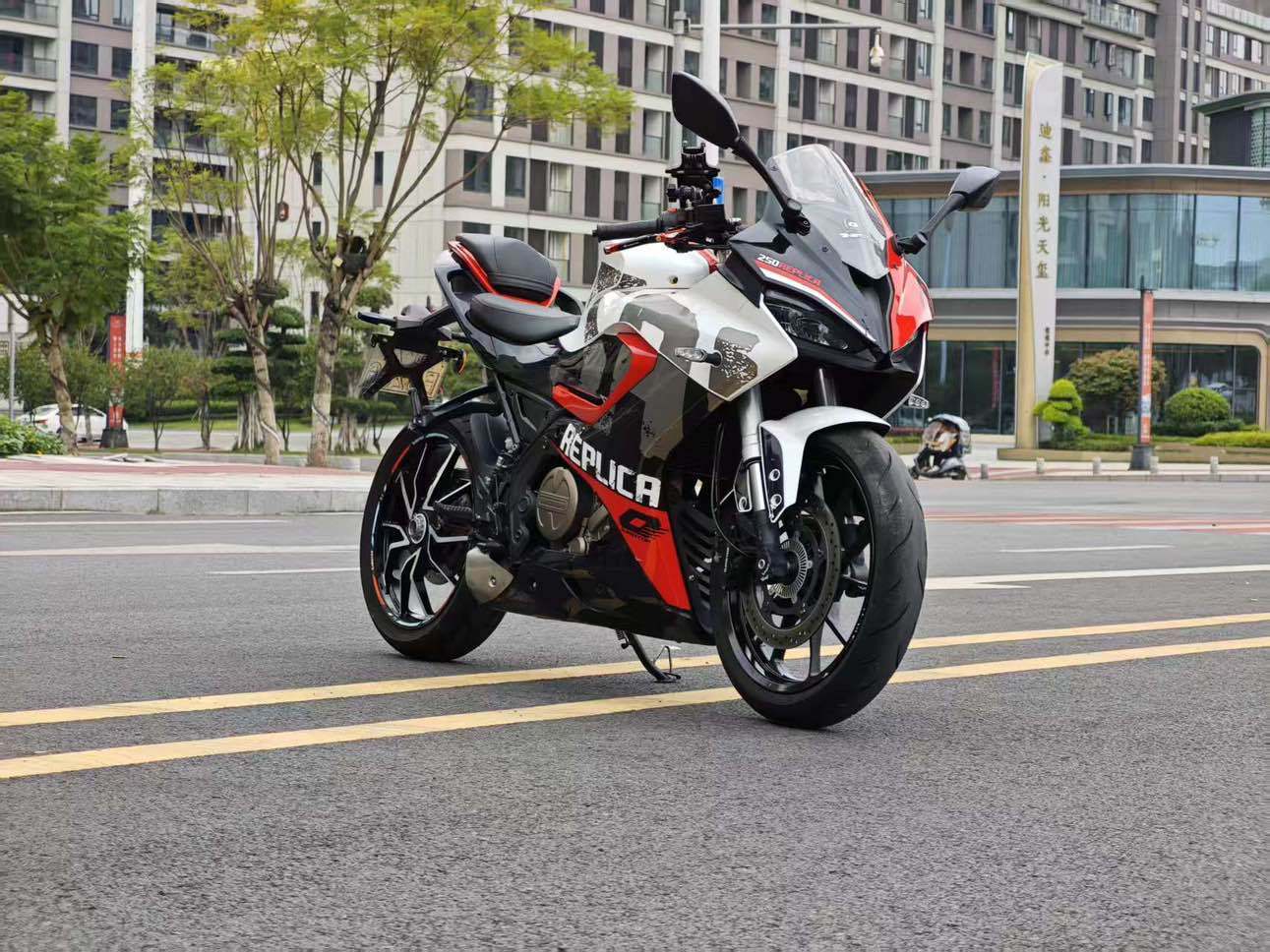 QJMOTOR 赛250