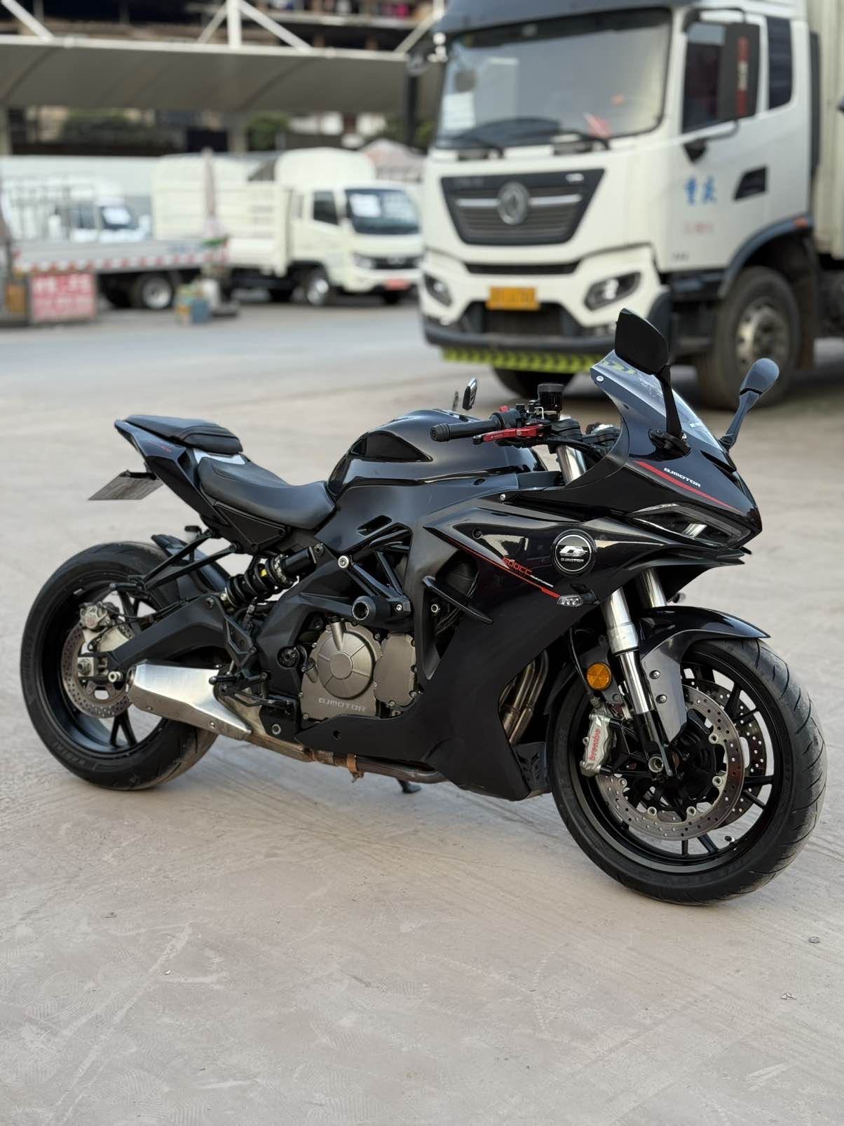 QJMOTOR 赛600