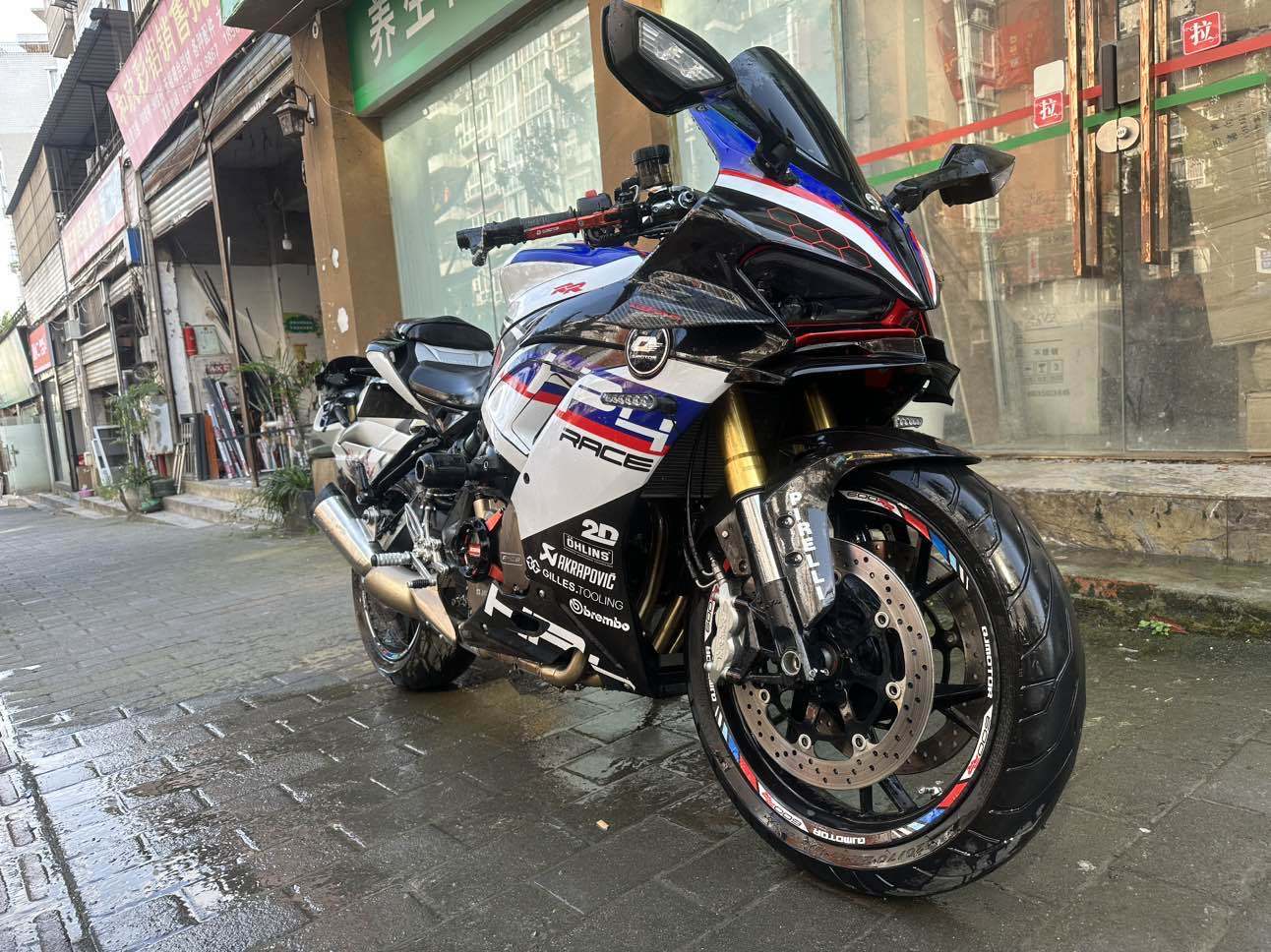 QJMOTOR 赛600