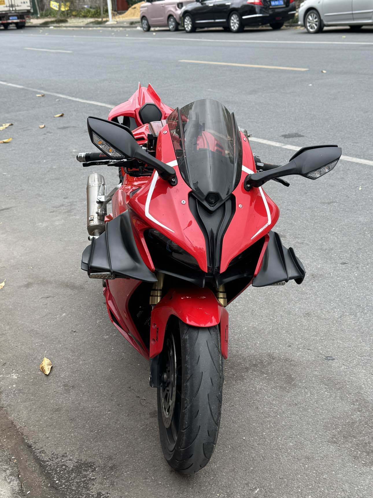 QJMOTOR 赛600