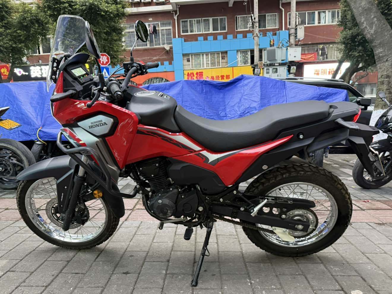 新大洲本田 CRF190L