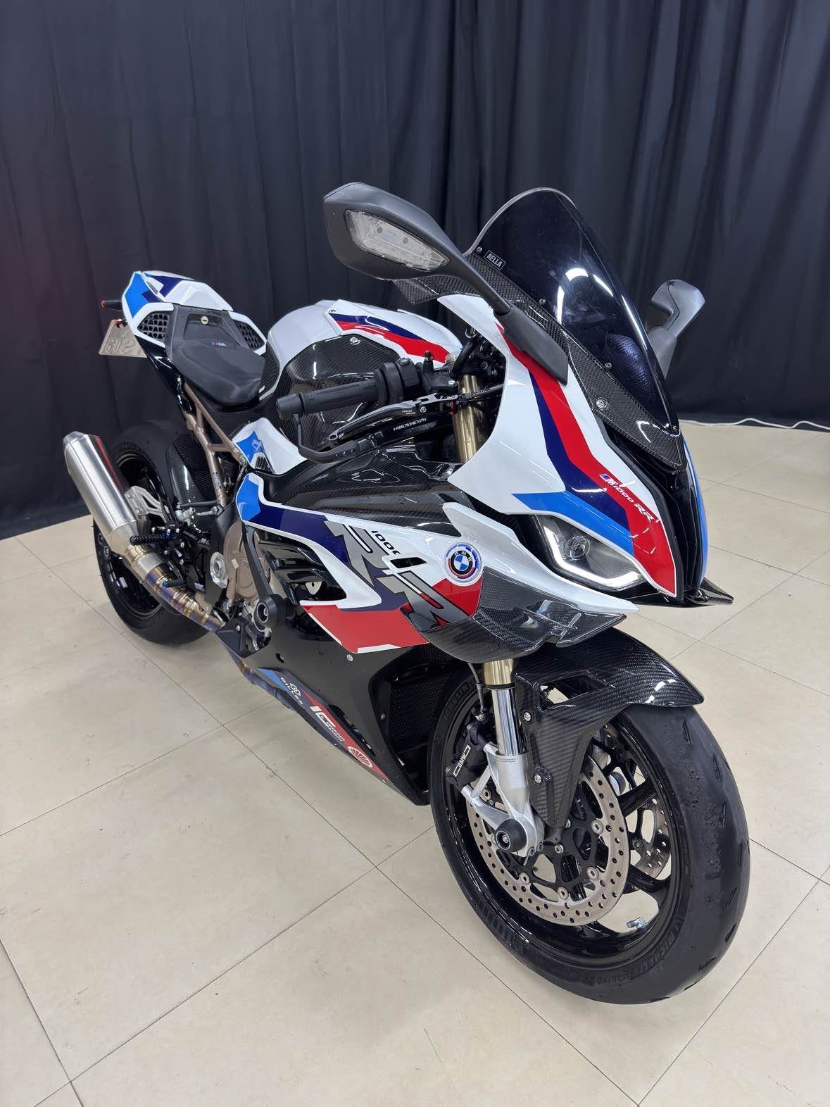宝马 S 1000 RR