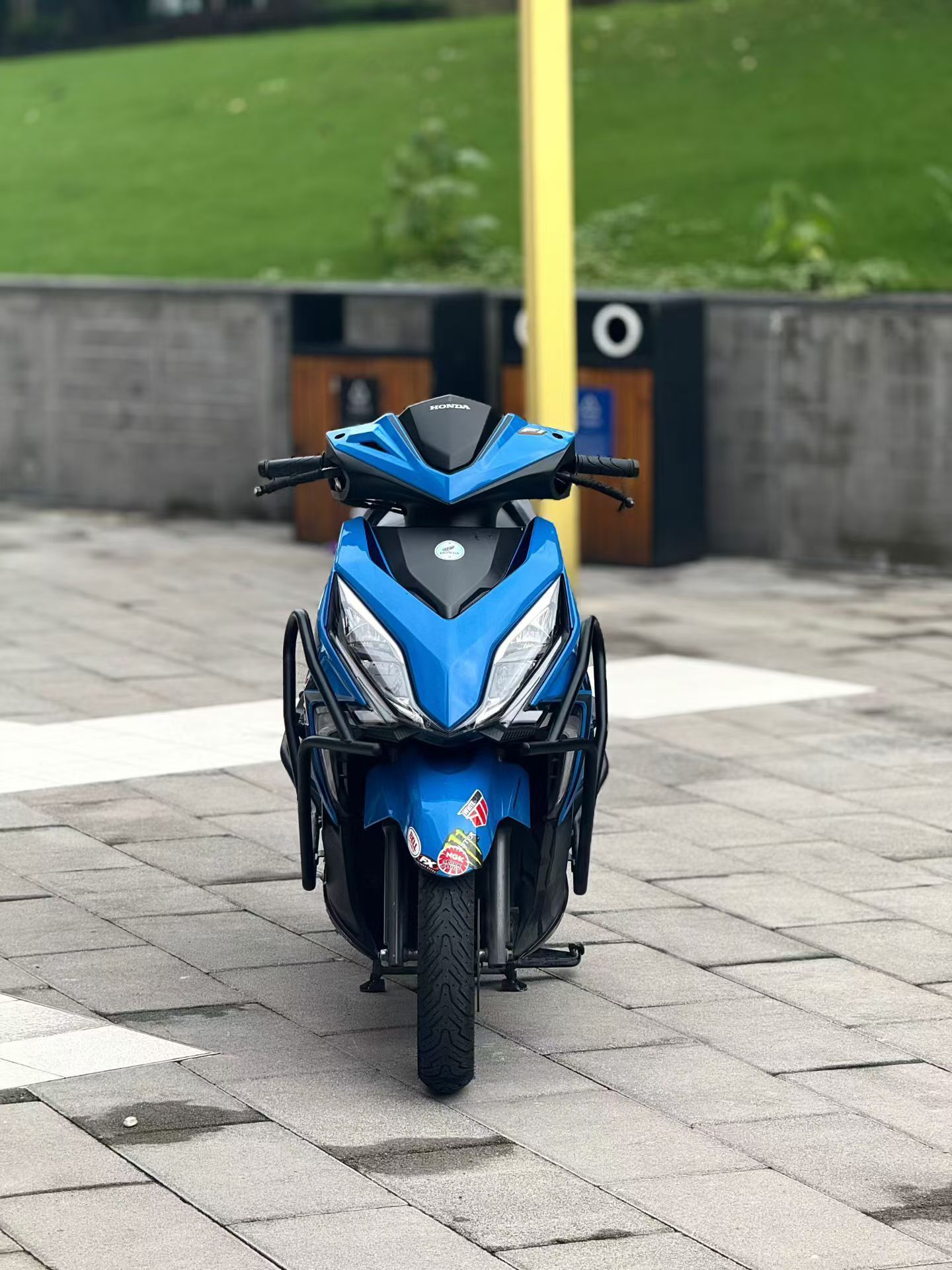 新大洲本田 裂行 RX125Fi