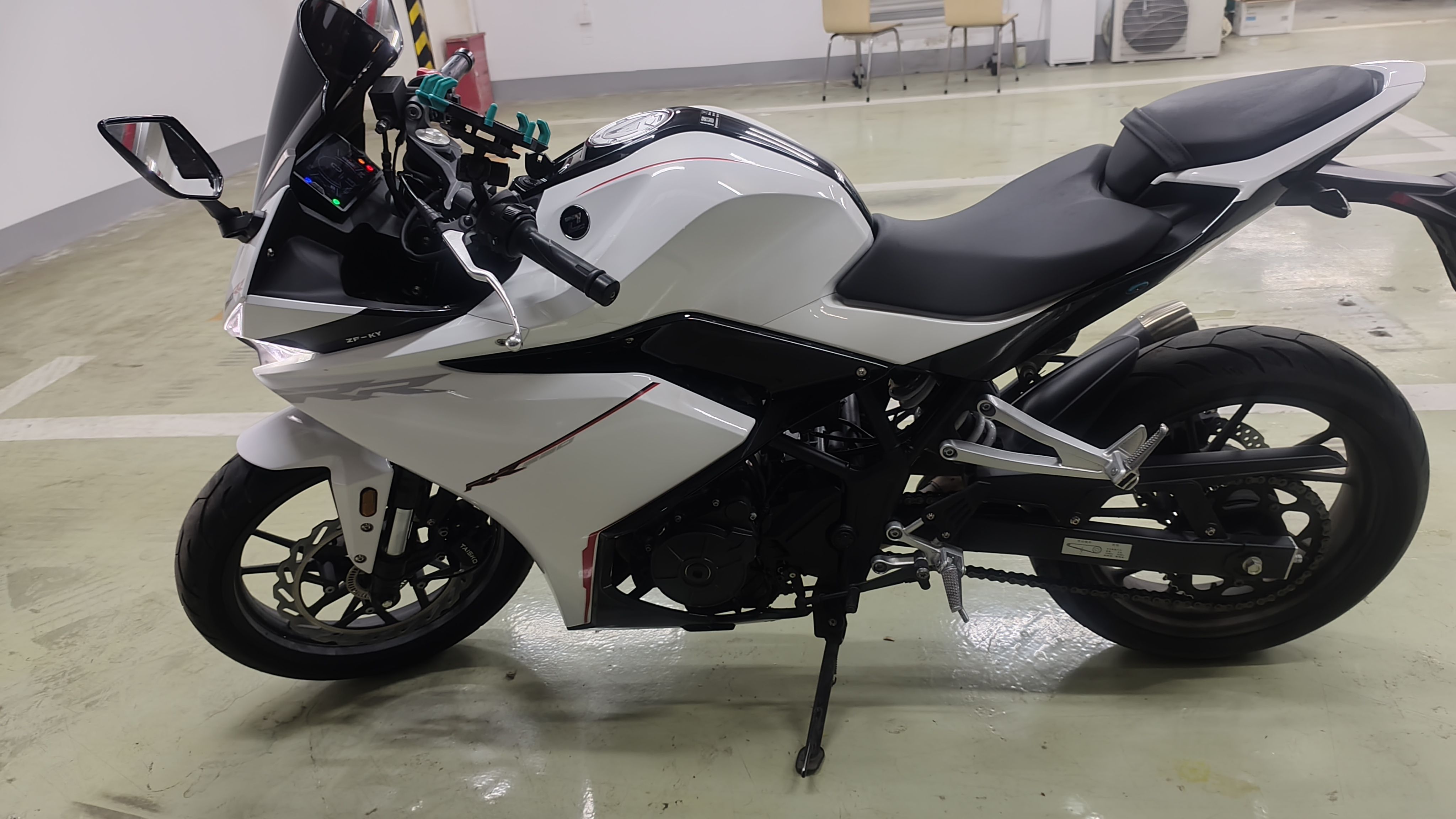 凯越 250RR 刺鸟