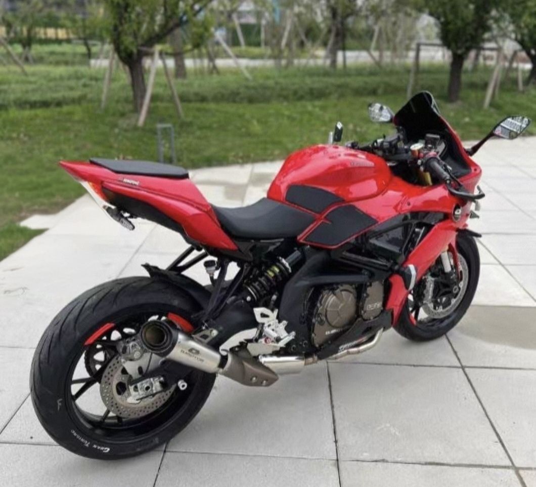 QJMOTOR 赛600
