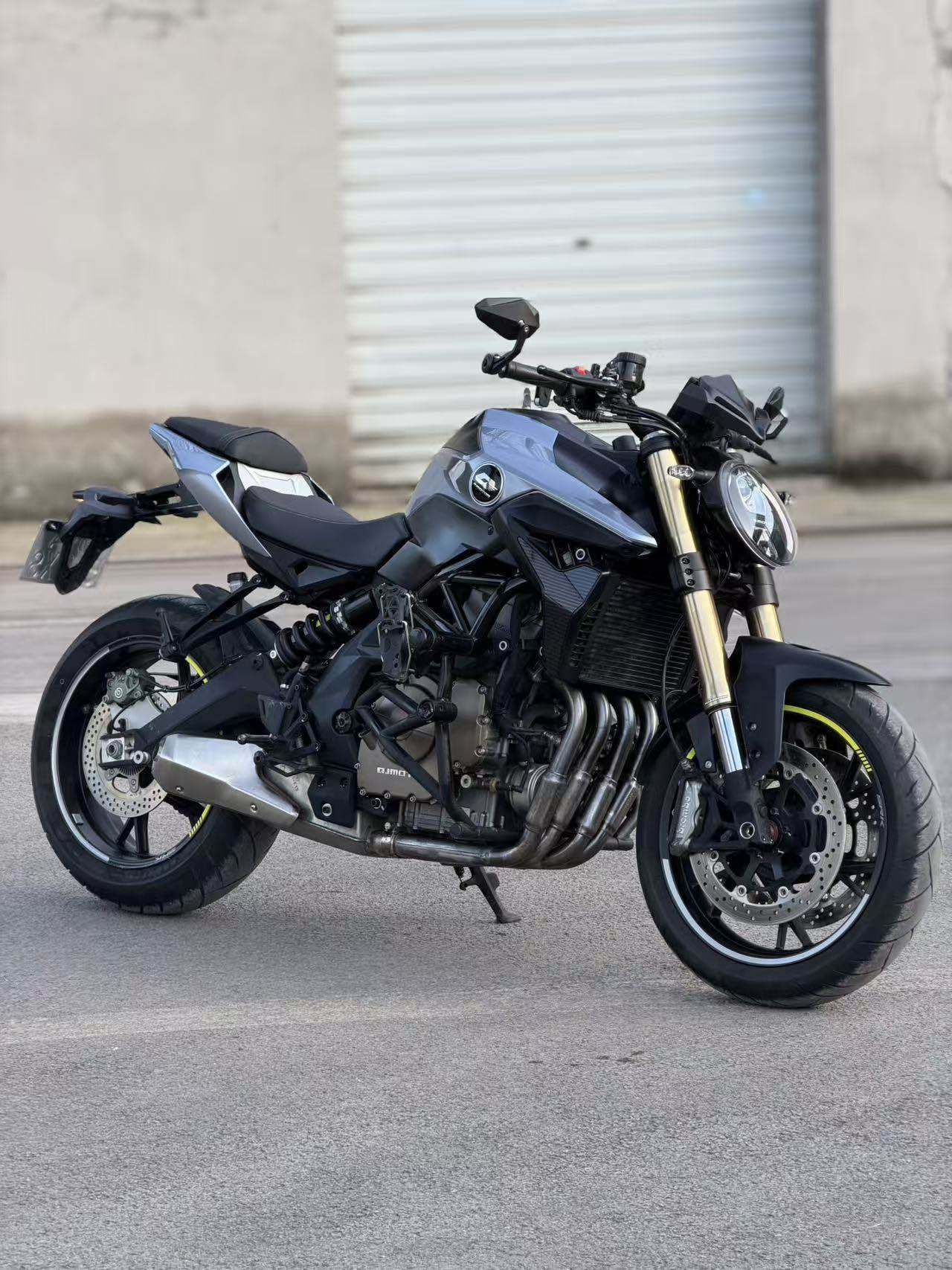 QJMOTOR 追600