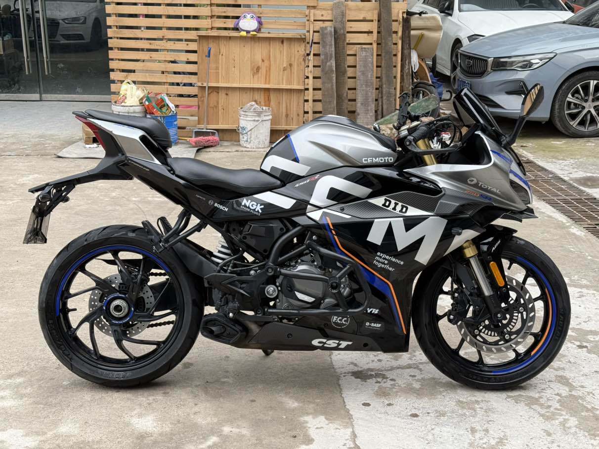 春风 250SR