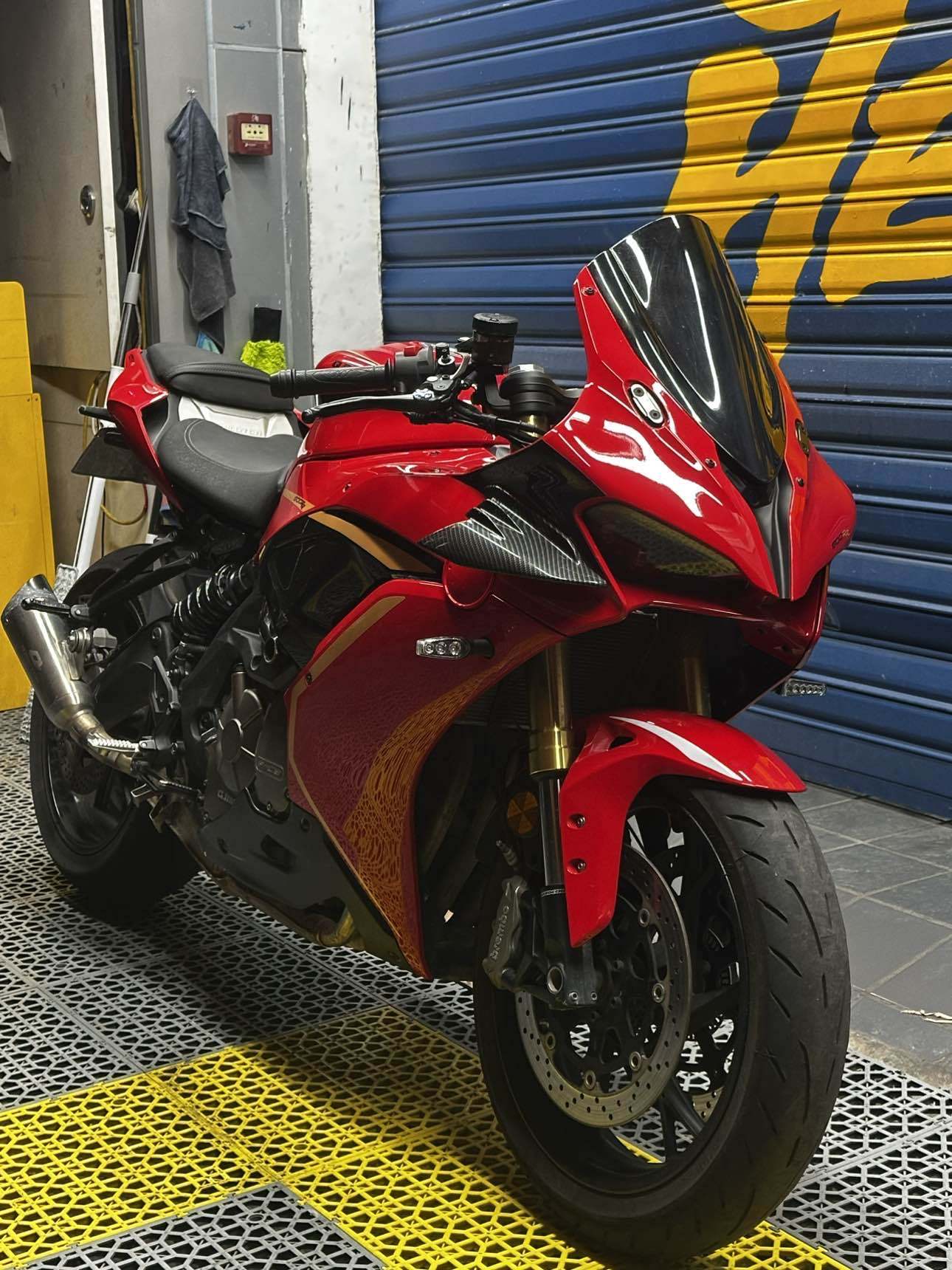 QJMOTOR 赛600