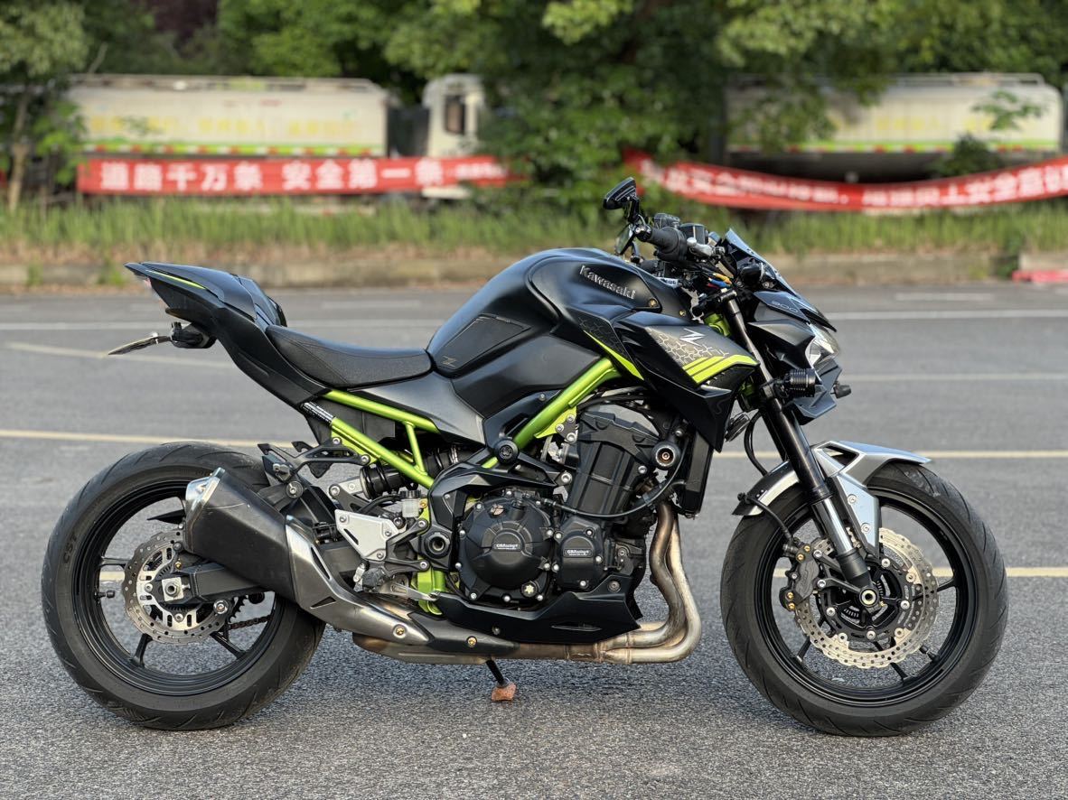 川崎 Z900