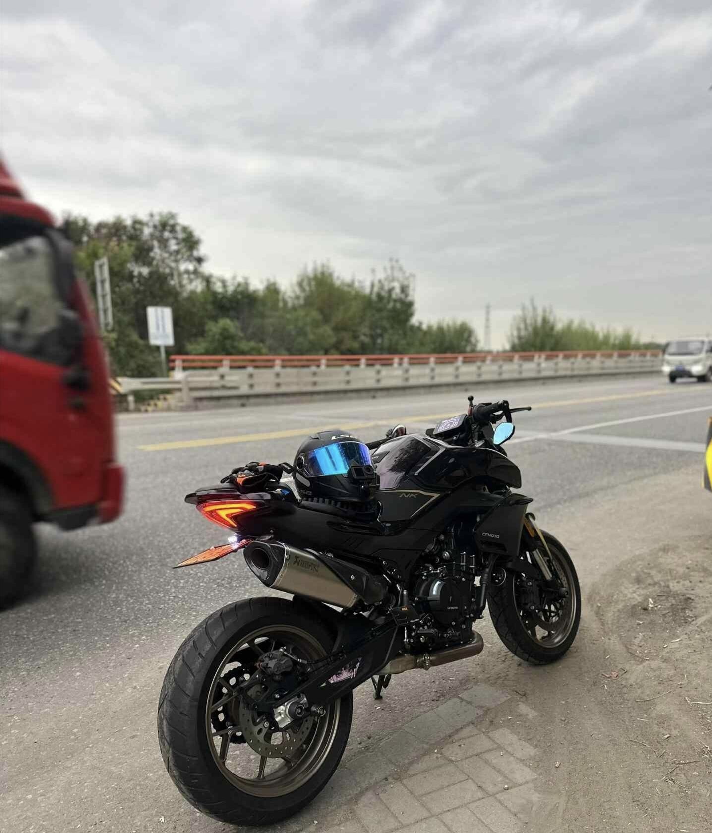 春风 800NK