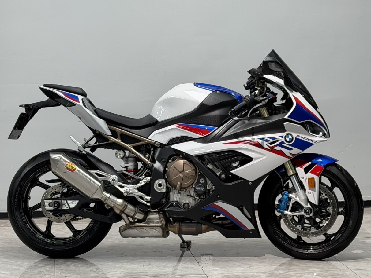 宝马 S 1000 RR