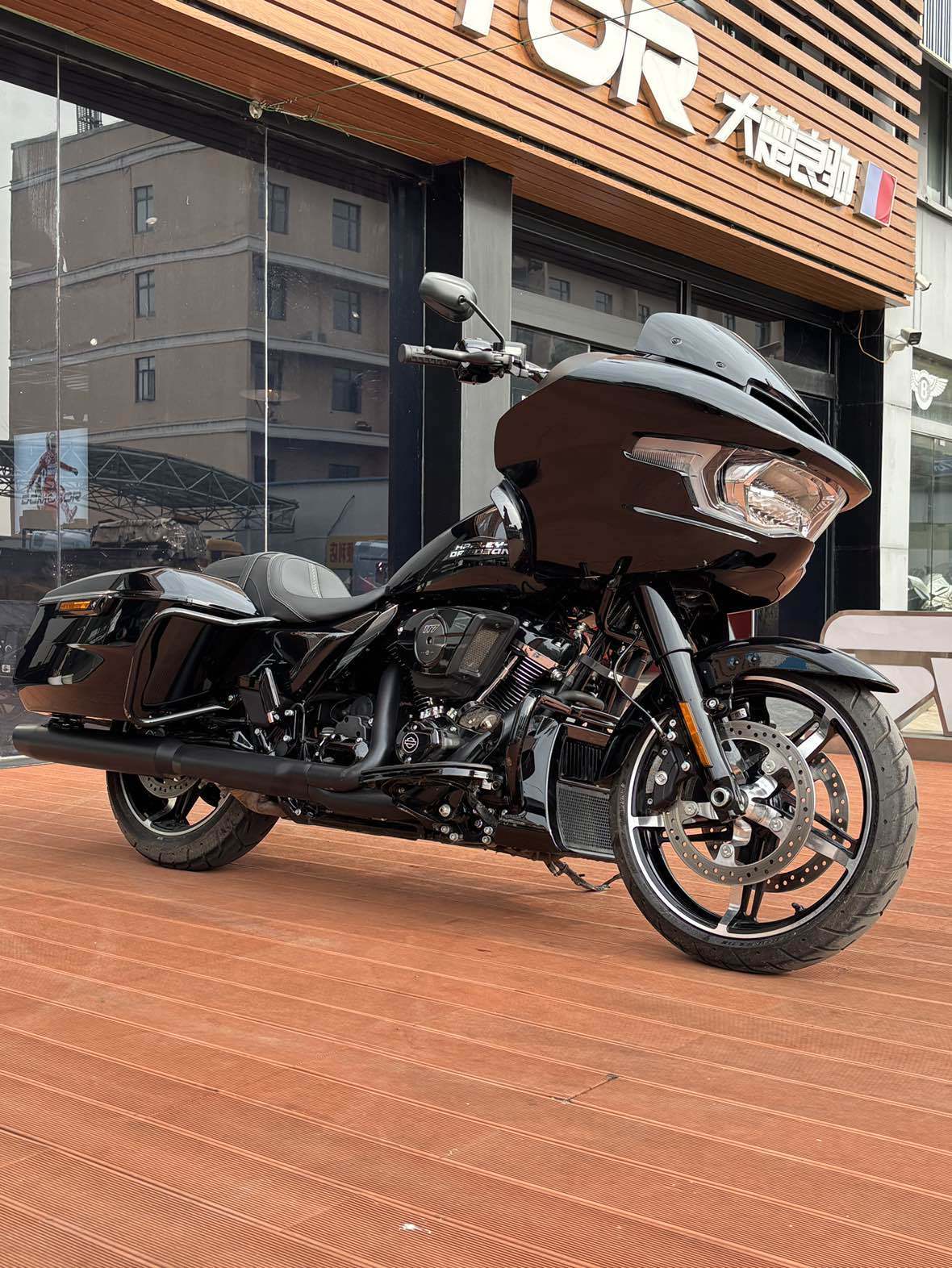 哈雷戴维森 公路滑翔 Road Glide