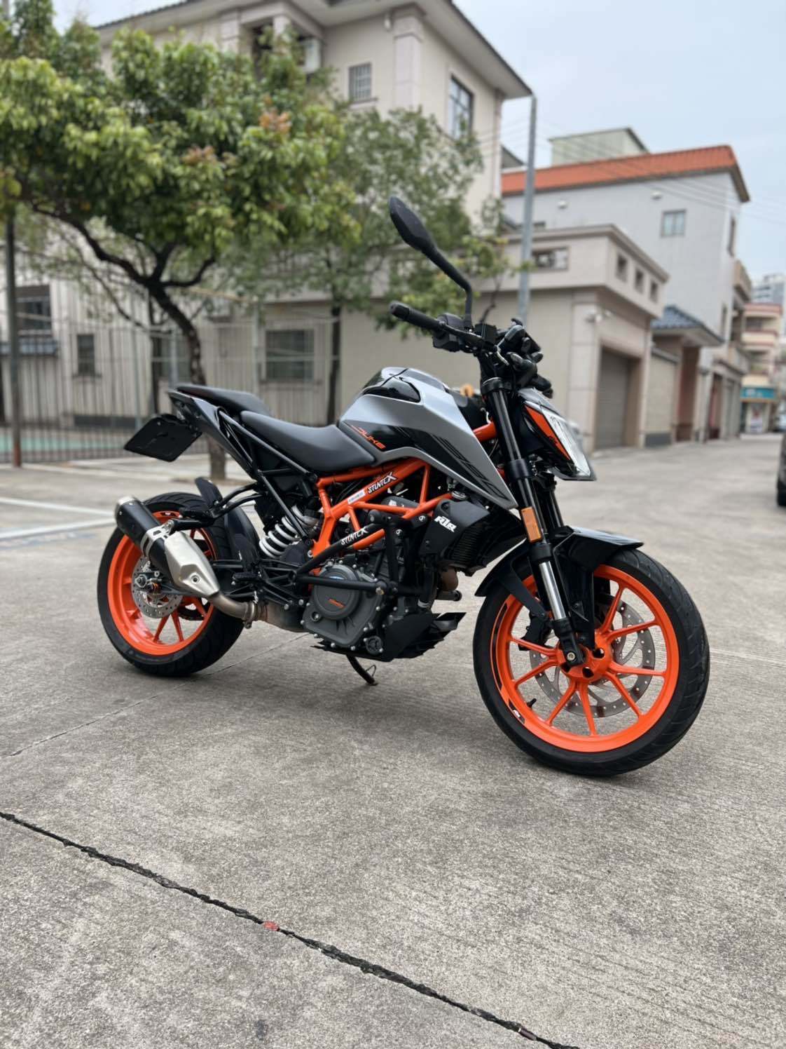 KTMR2R 390 Duke