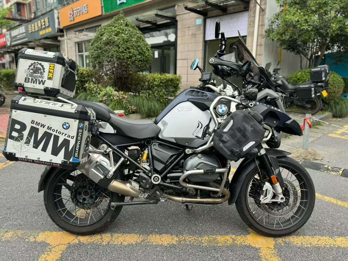 宝马 R 1200 GS