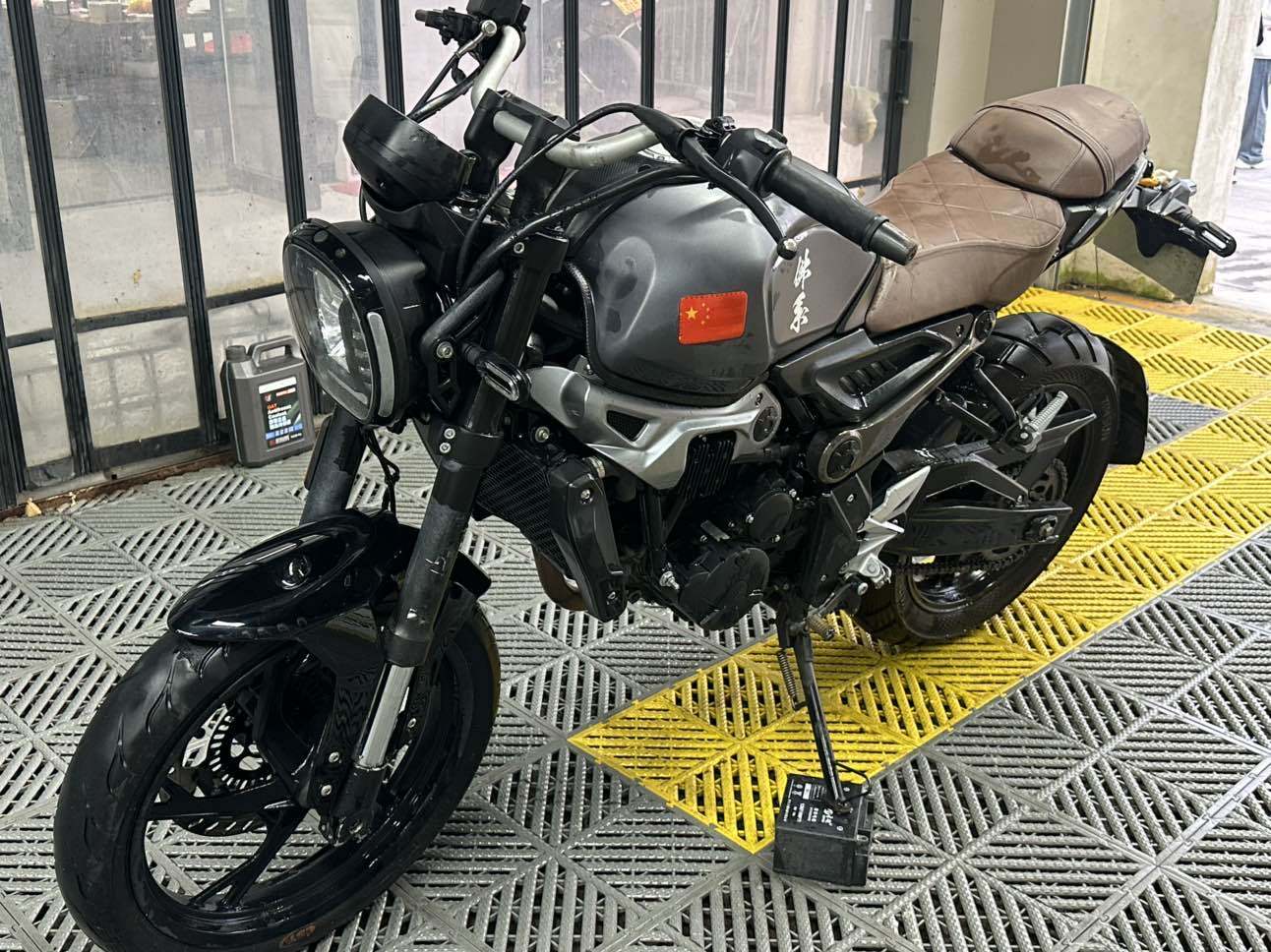 无极 300AC