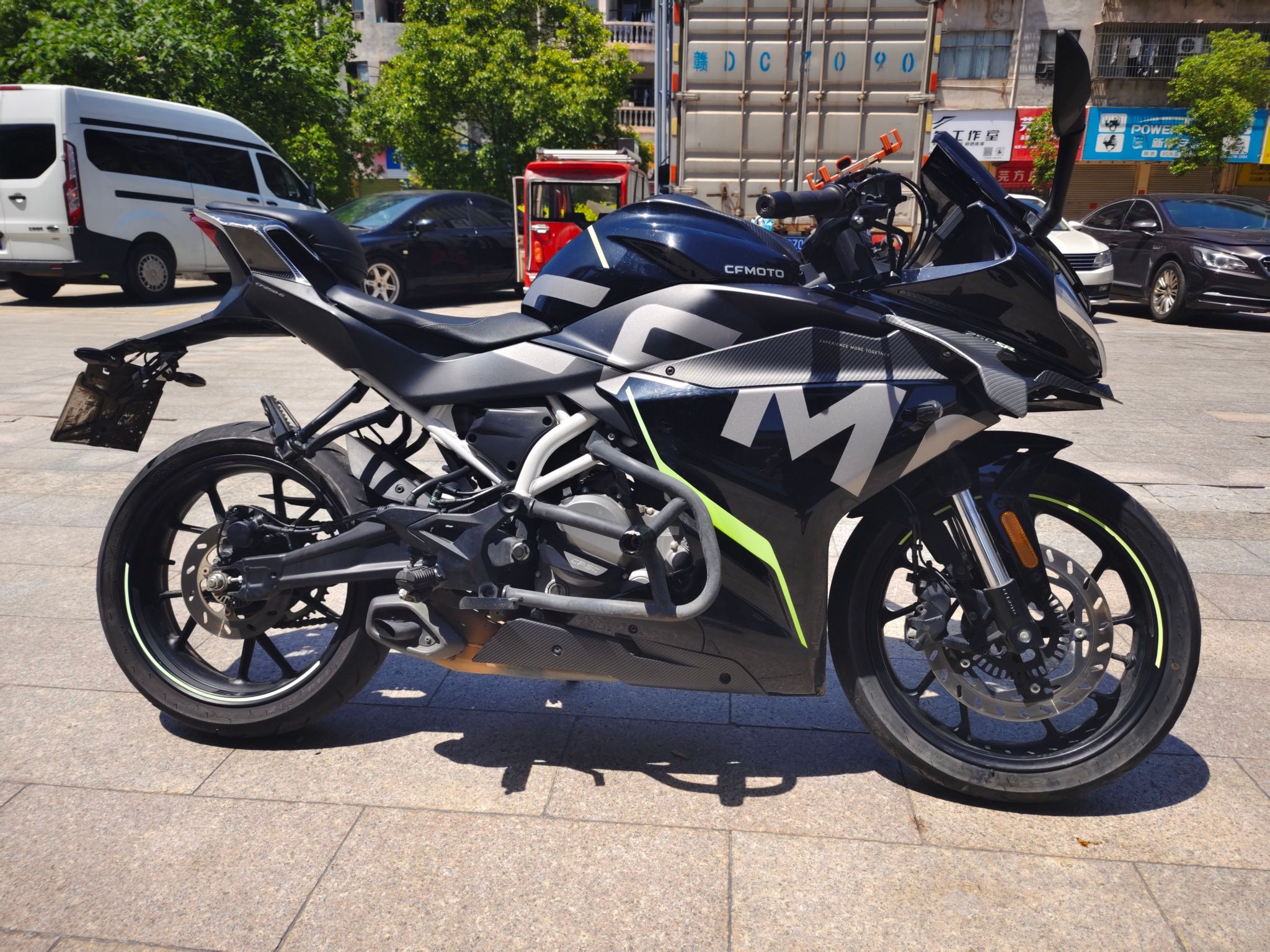 春风 250SR