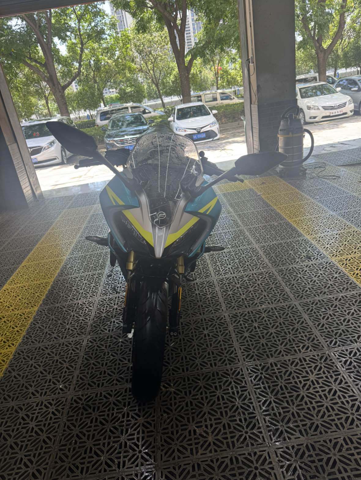 春风 250SR