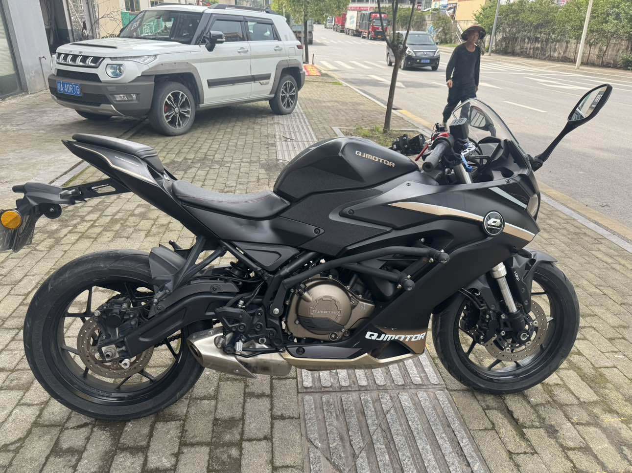 QJMOTOR 赛350