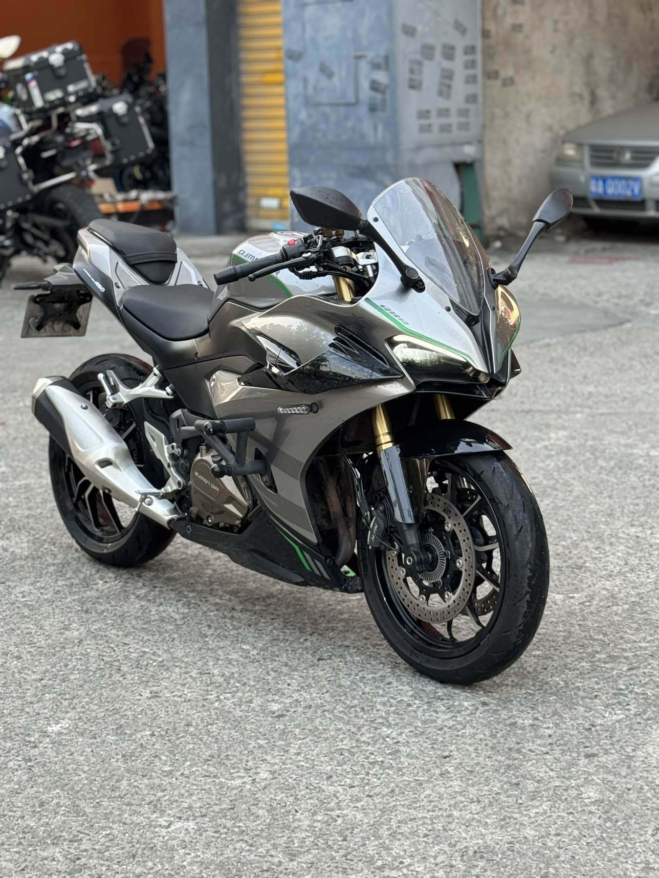 QJMOTOR 赛450