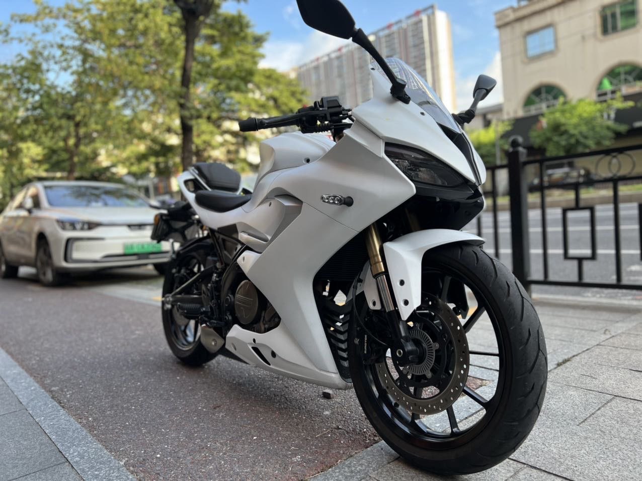 QJMOTOR 赛250